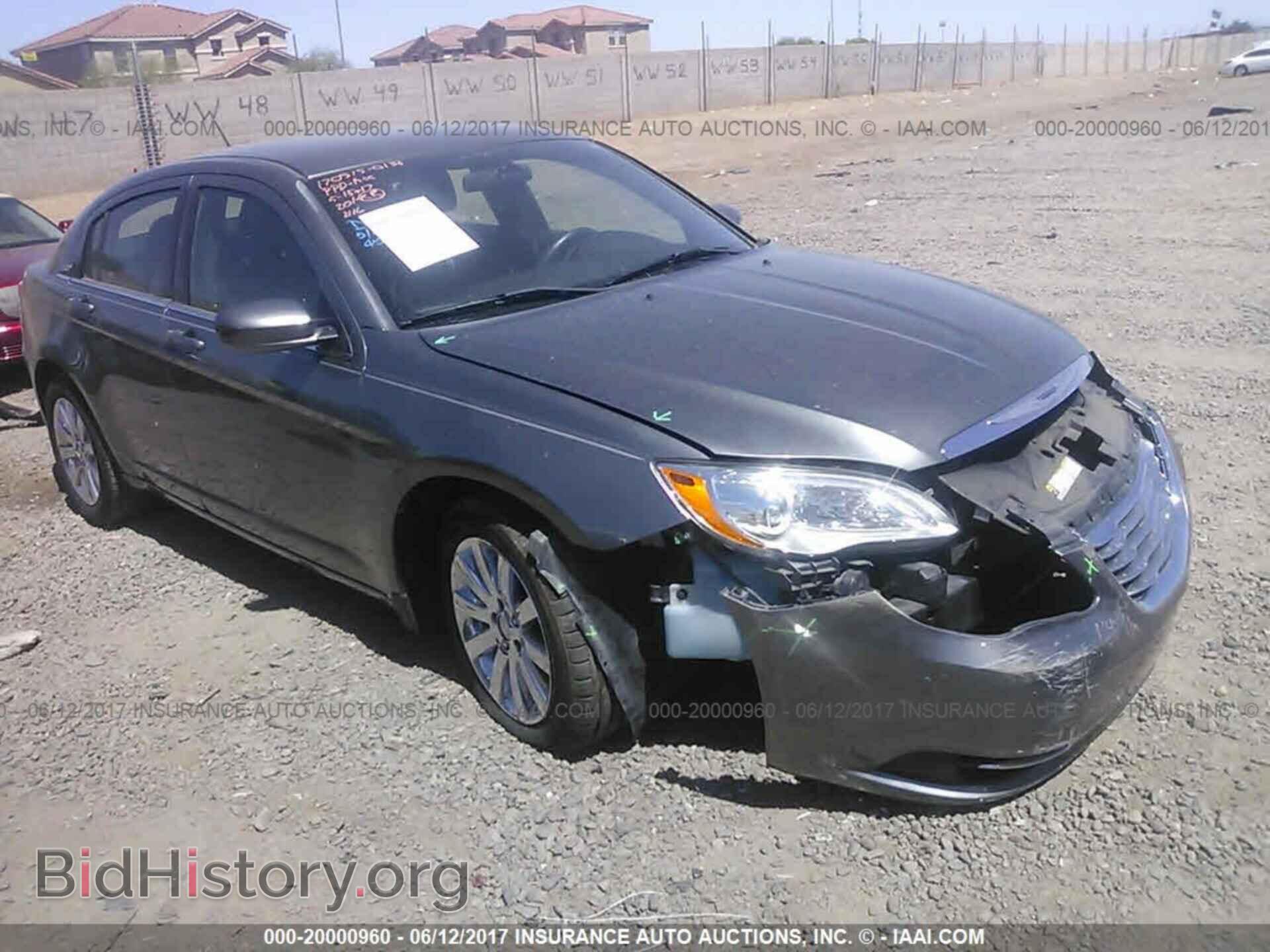 Photo 1C3CCBBG4DN532116 - Chrysler 200 2013