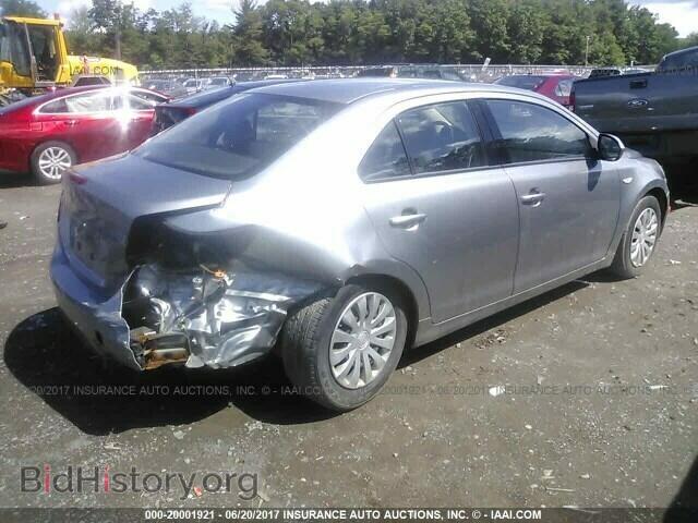 2011 Suzuki Kizashi - VIN: JS2RF9A11B6110207 - Фото 4