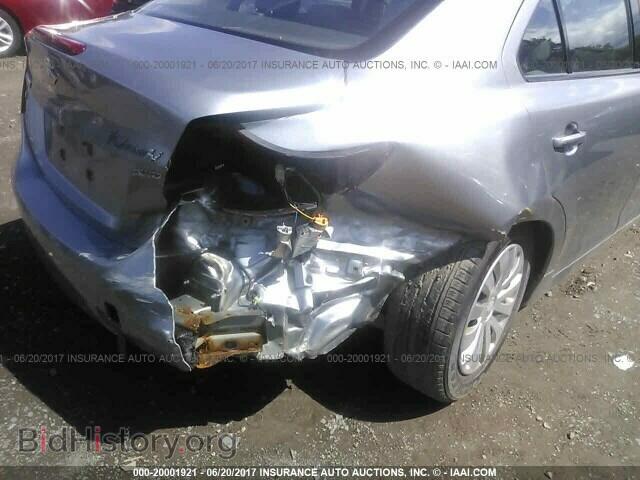 2011 Suzuki Kizashi - VIN: JS2RF9A11B6110207 - Фото 6