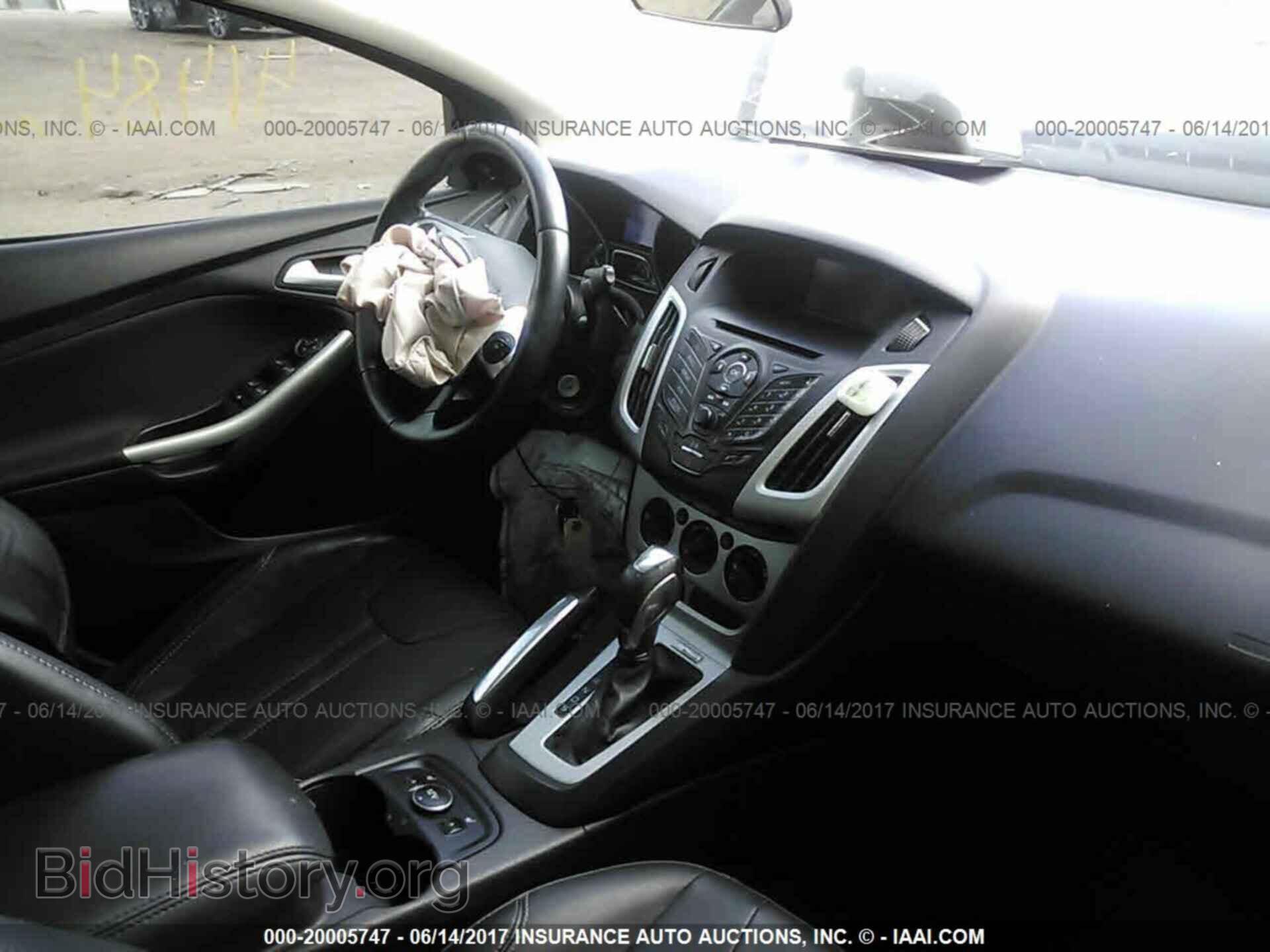 2013 Ford Focus - VIN: 1FADP3K24DL208650 - Photo 5