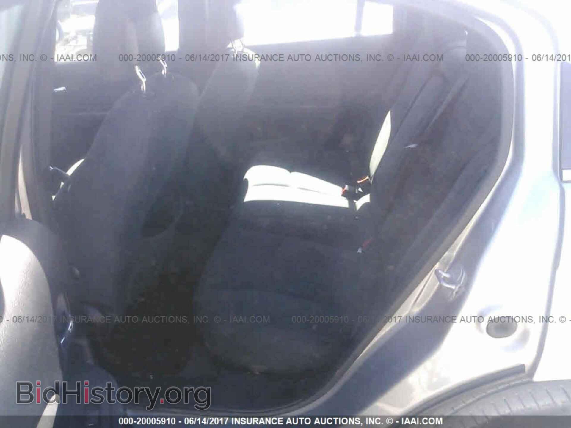 2013 Chrysler 200 - VIN: 1C3CCBAG3DN722376 - Photo 8
