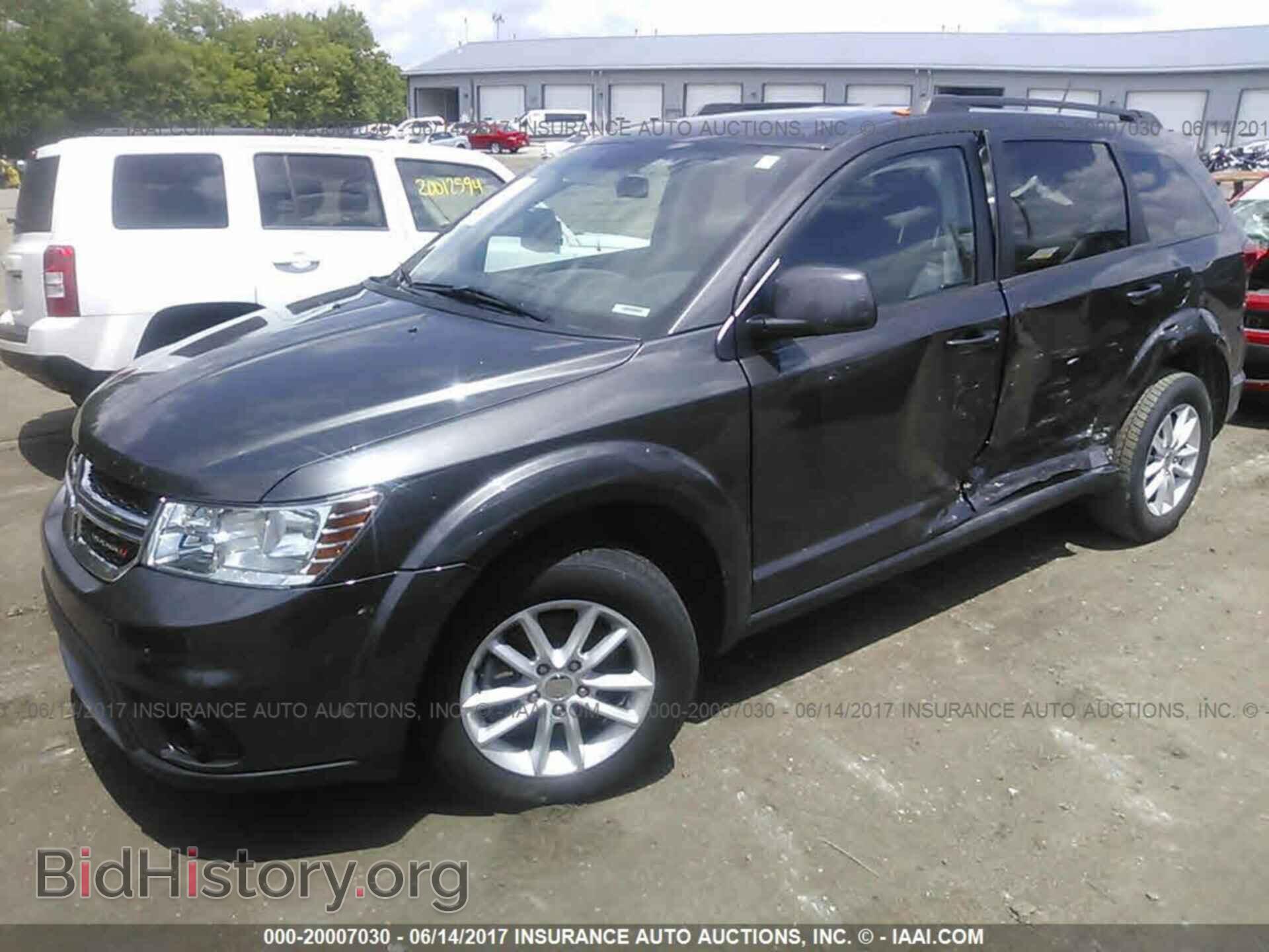 2016 Dodge Journey - VIN: 3C4PDCBG7GT134984 - Photo 2