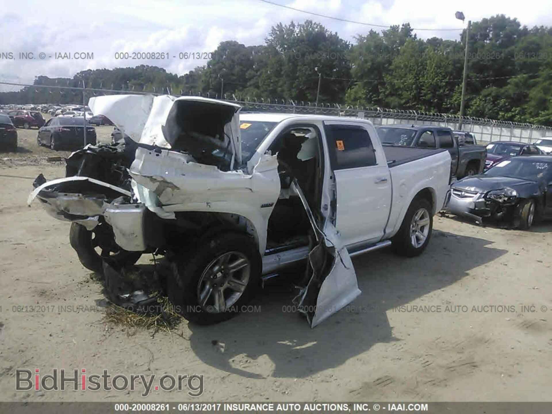 2012 Dodge Ram 1500 - VIN: 1C6RD6PT1CS172603 - Фото 2