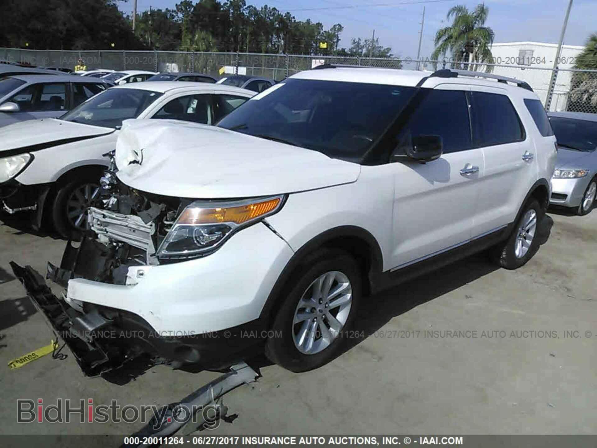 2012 Ford Explorer - VIN: 1FMHK7D84CGA99032 - Photo 2