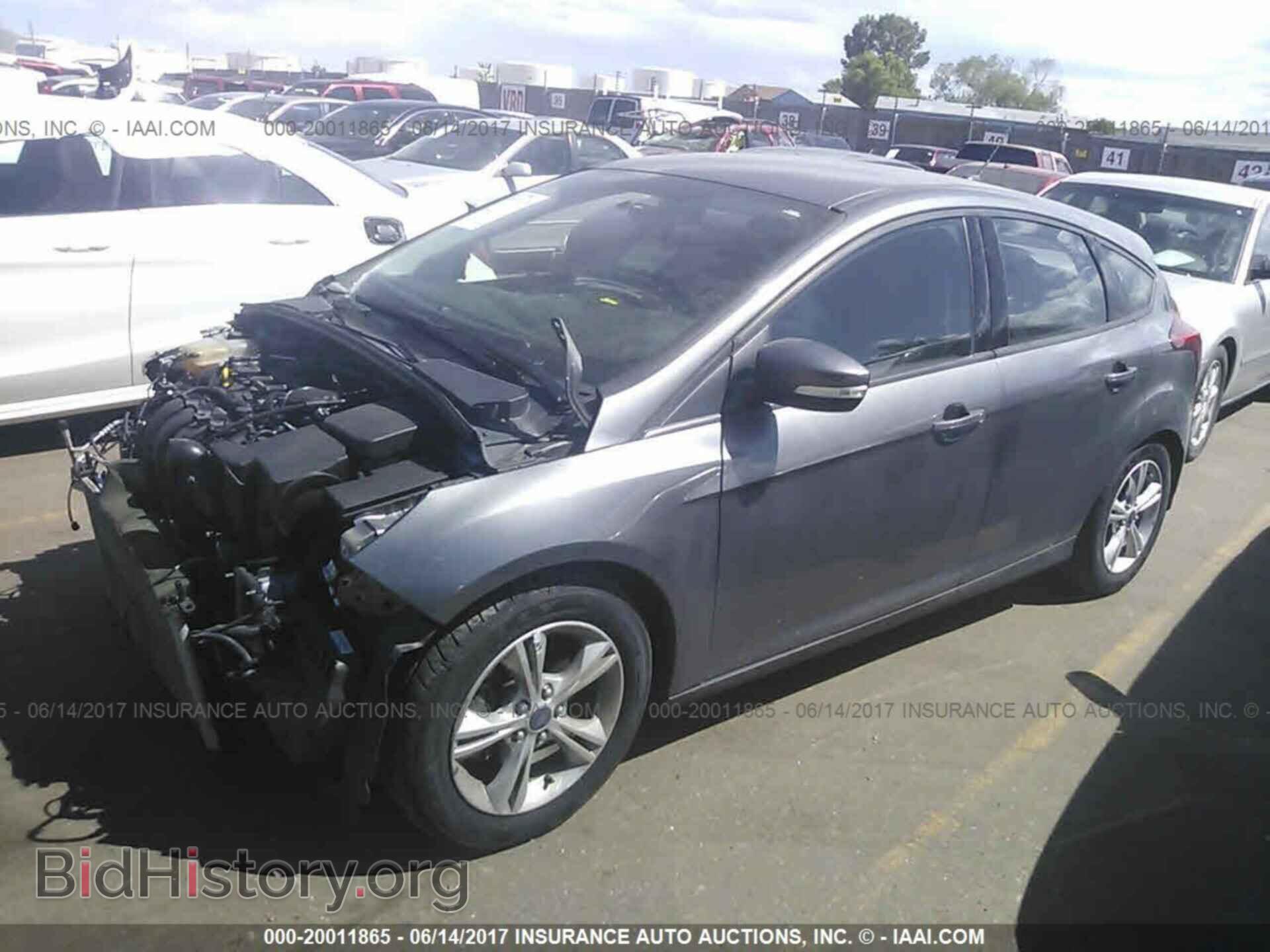 2014 Ford Focus - VIN: 1FADP3K26EL325681 - Фото 2
