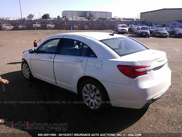 2014 Chrysler 200 - VIN: 1C3CCBAB4EN211295 - Photo 3