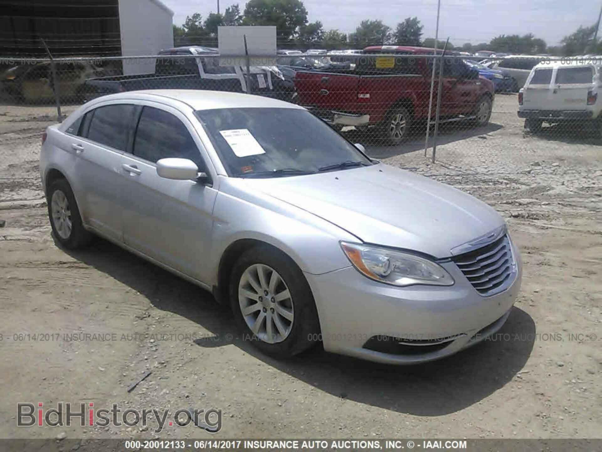 Фотография 1C3CCBBBXCN301210 - Chrysler 200 2012