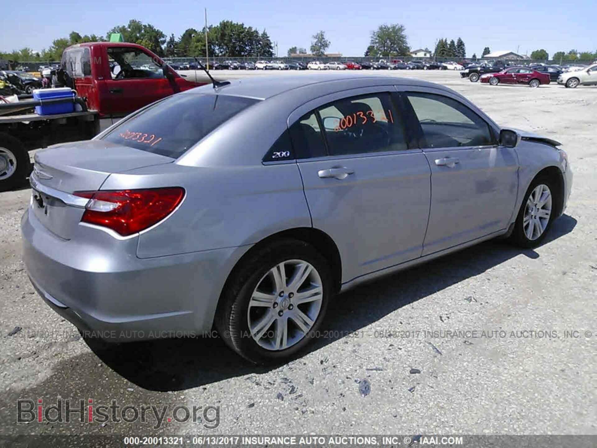 2013 Chrysler 200 - VIN: 1C3CCBBB0DN700001 - Фото 4