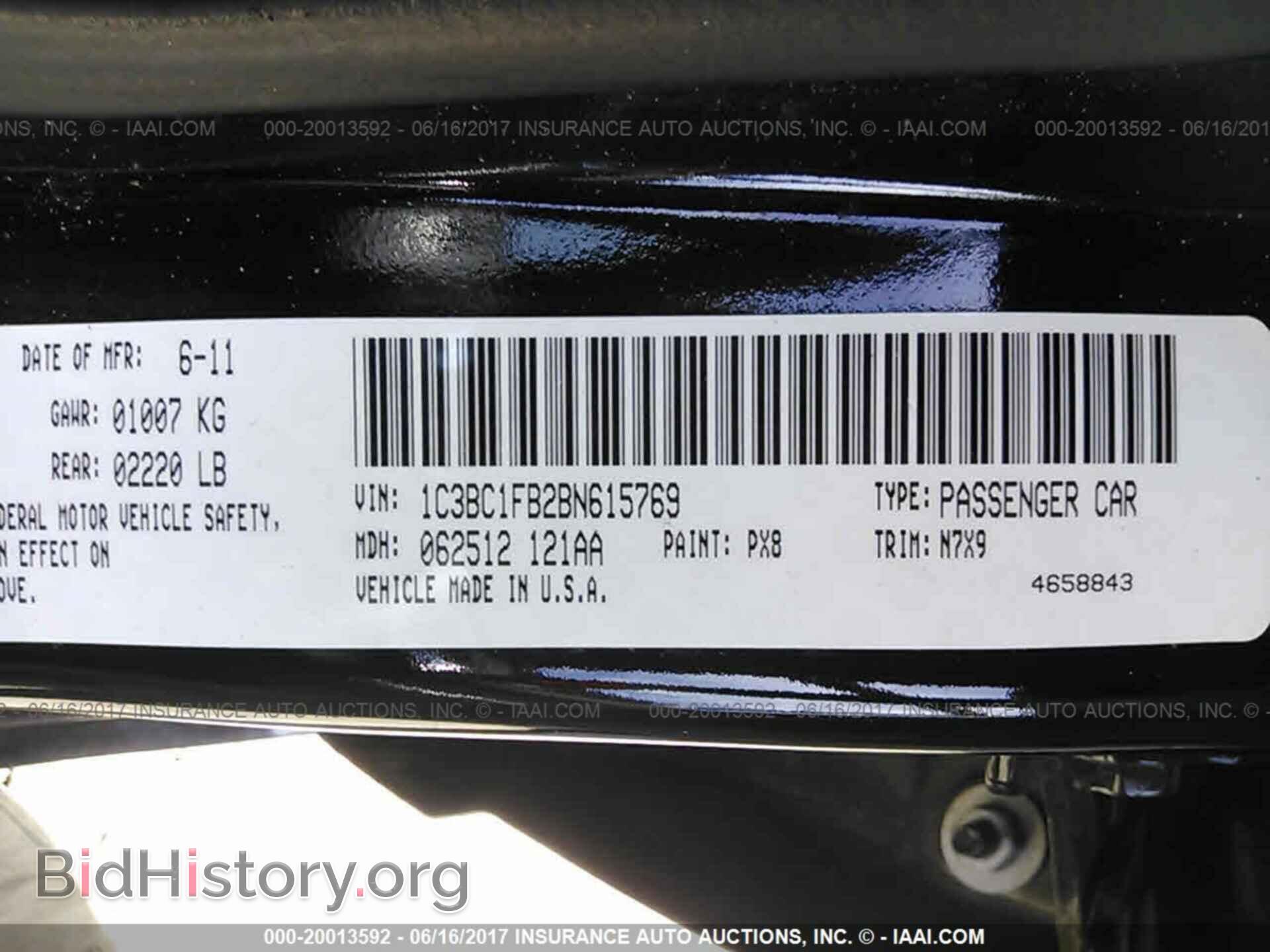 2011 Chrysler 200 - VIN: 1C3BC1FB2BN615769 - Photo 9