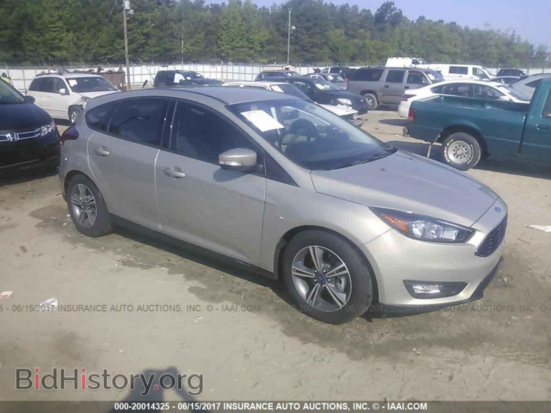 Photo 1FADP3KE7GL300592 - Ford Focus 2016