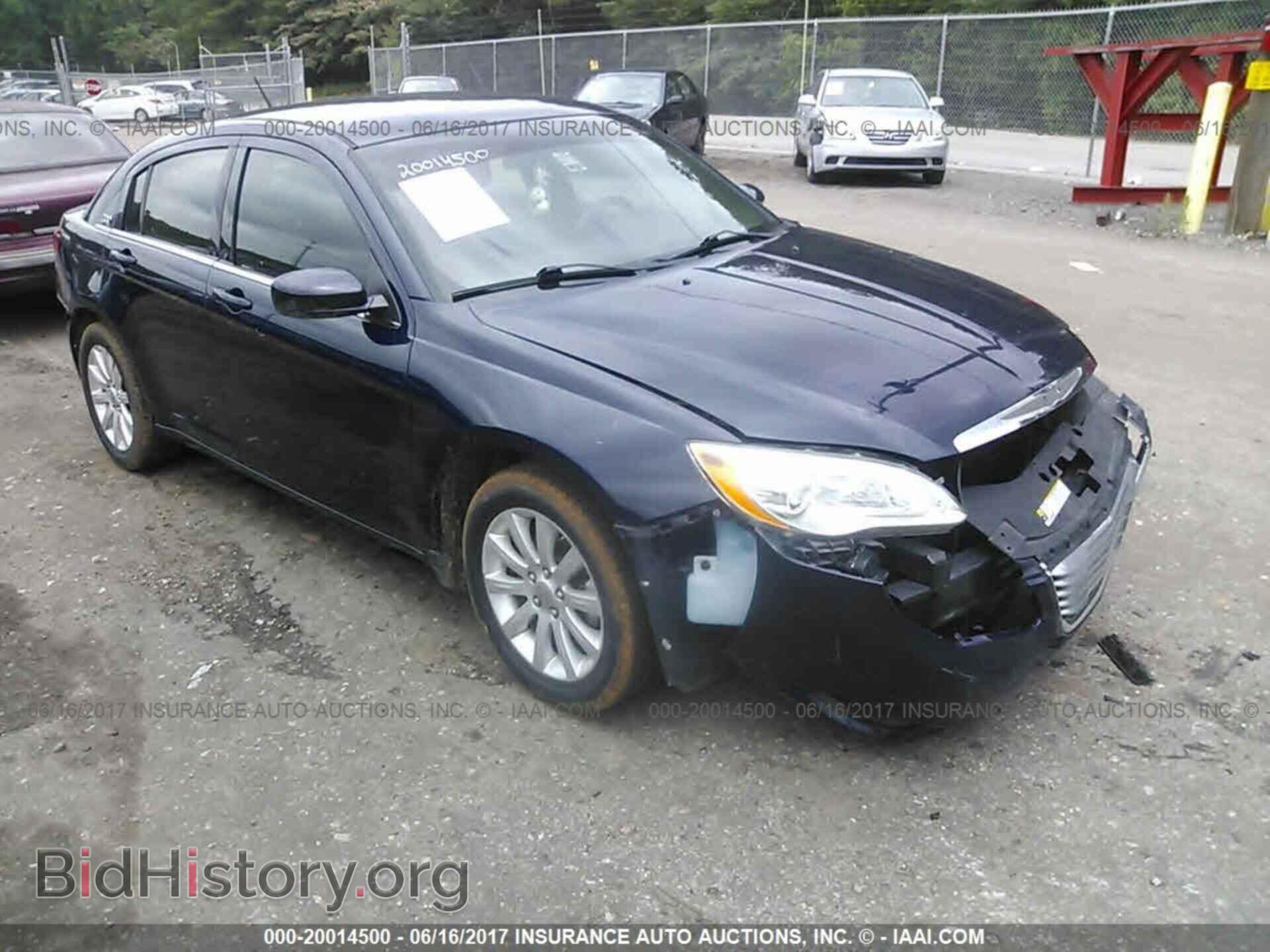 Photo 1C3CCBBB4DN570983 - Chrysler 200 2013