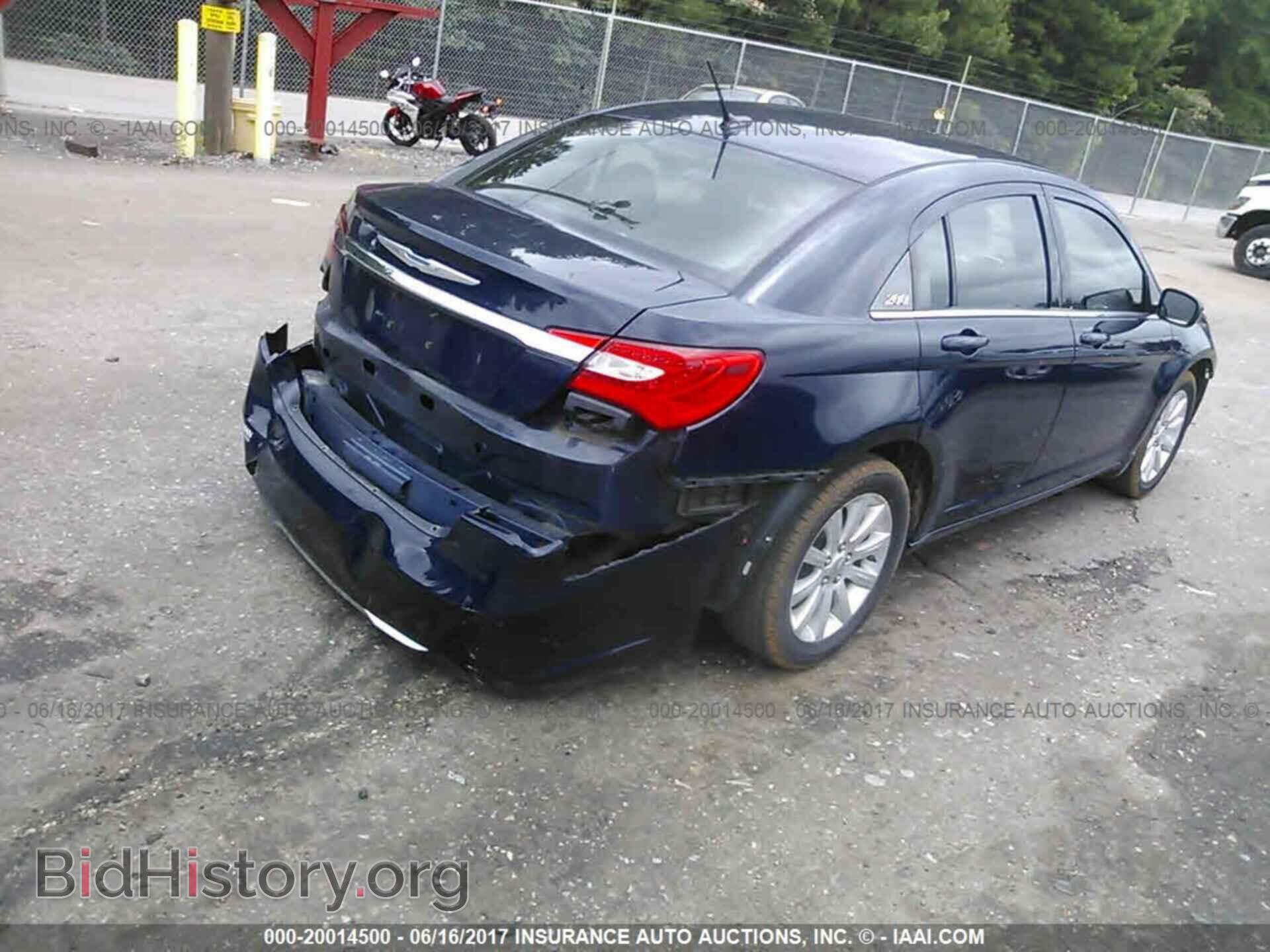 2013 Chrysler 200 - VIN: 1C3CCBBB4DN570983 - Photo 4