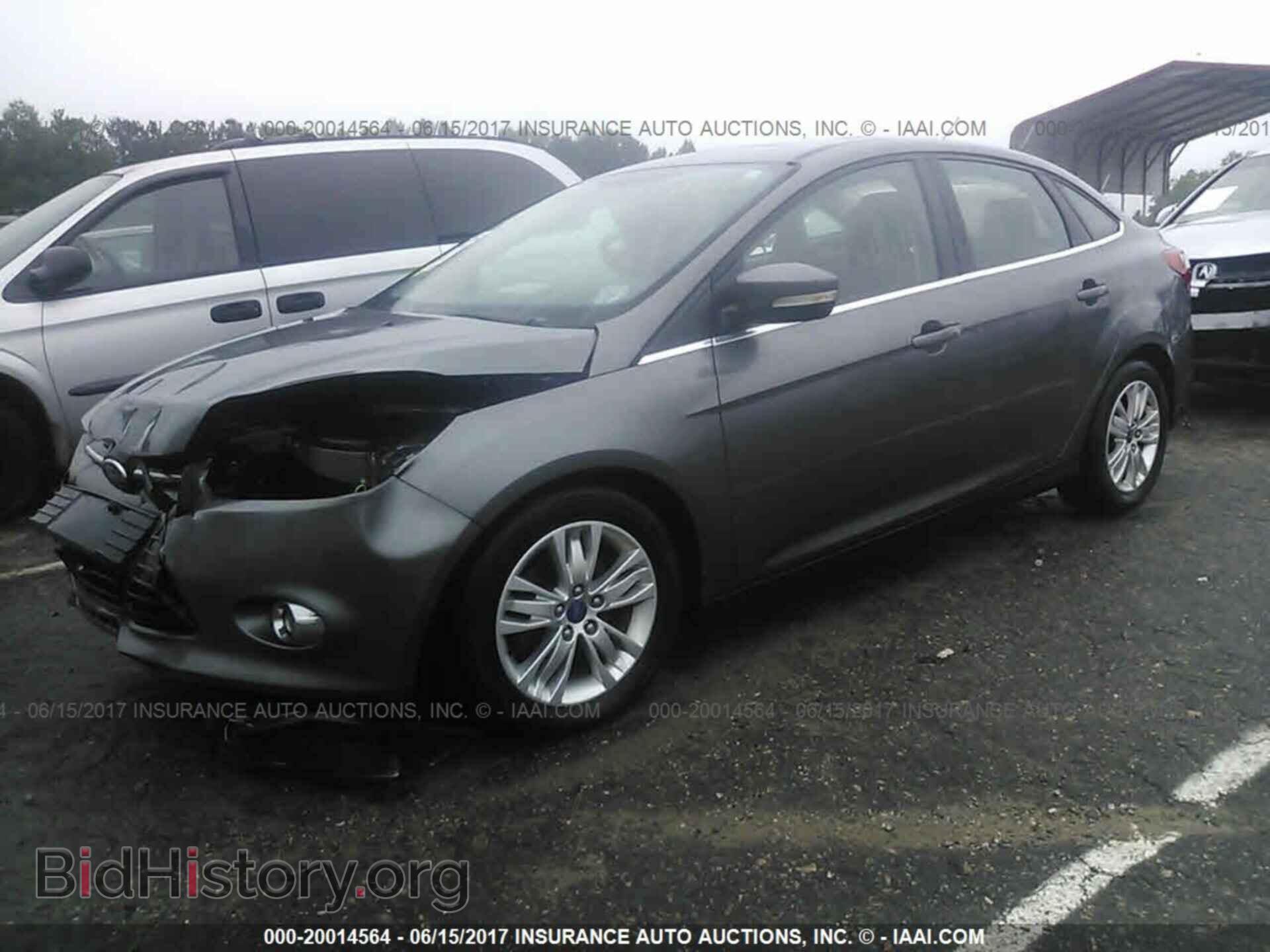 2012 Ford Focus - VIN: 1FAHP3H21CL184766 - Photo 2