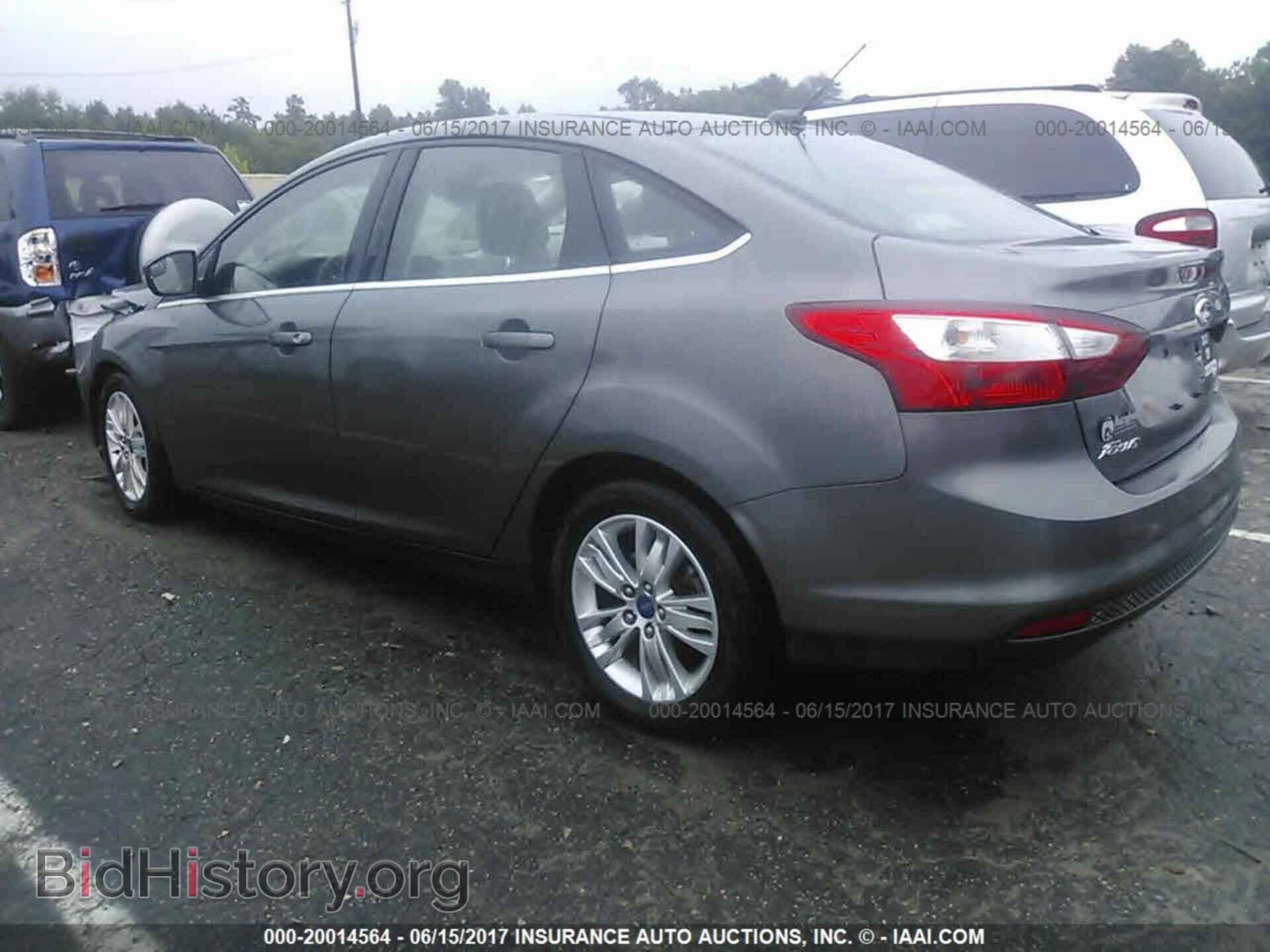 2012 Ford Focus - VIN: 1FAHP3H21CL184766 - Photo 3