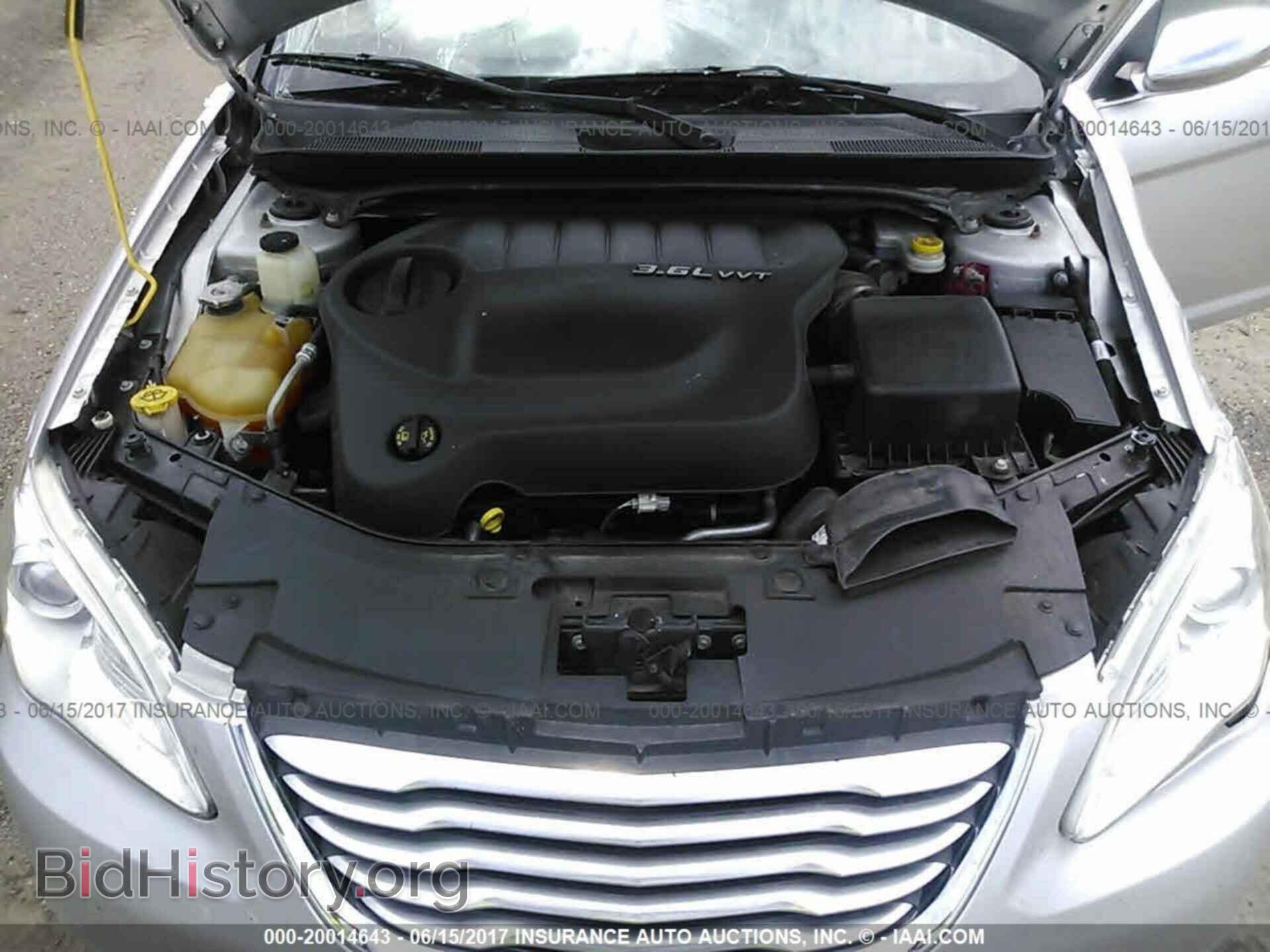 2012 Chrysler 200 - VIN: 1C3CCBCG6CN326373 - Фото 10