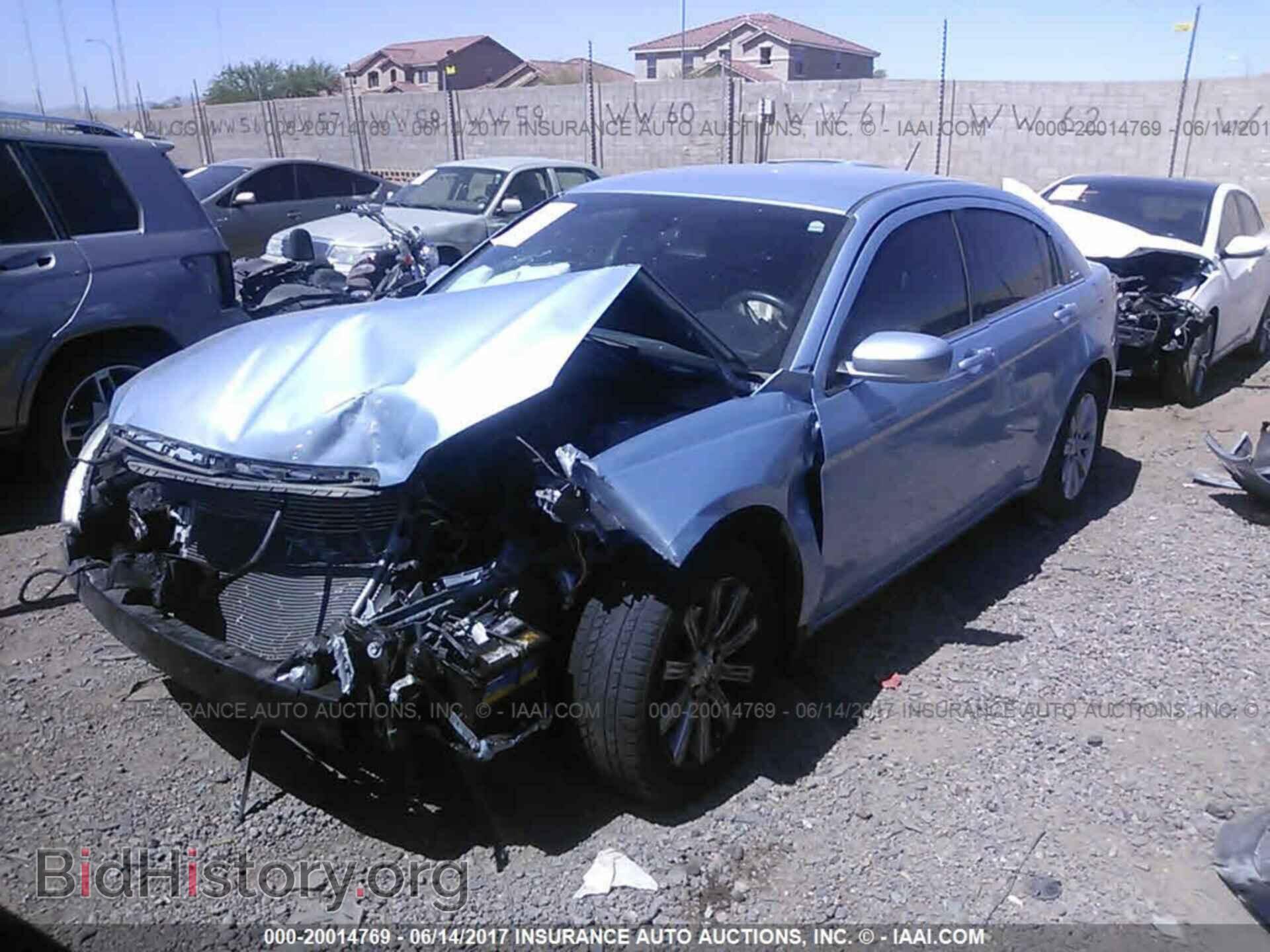 2012 Chrysler 200 - VIN: 1C3CCBBB0CN178663 - Фото 2