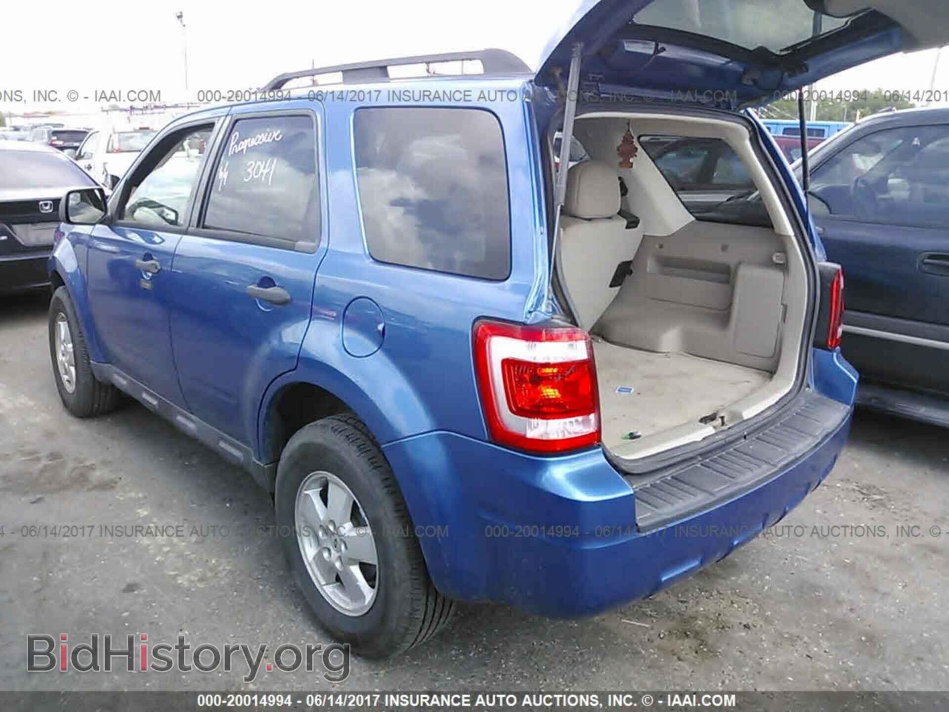 2012 Ford Escape - VIN: 1FMCU0D77CKA16841 - Photo 3