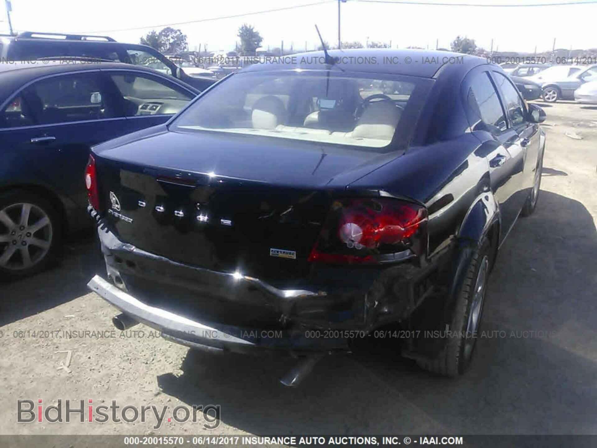 2011 Dodge Avenger - VIN: 1B3BD2FG4BN591616 - Фото 4