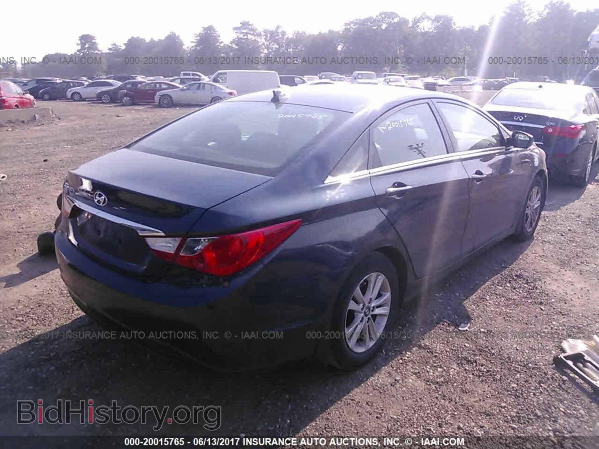 2012 Hyundai Sonata - VIN: 5NPEB4AC8CH409001 - Фото 4