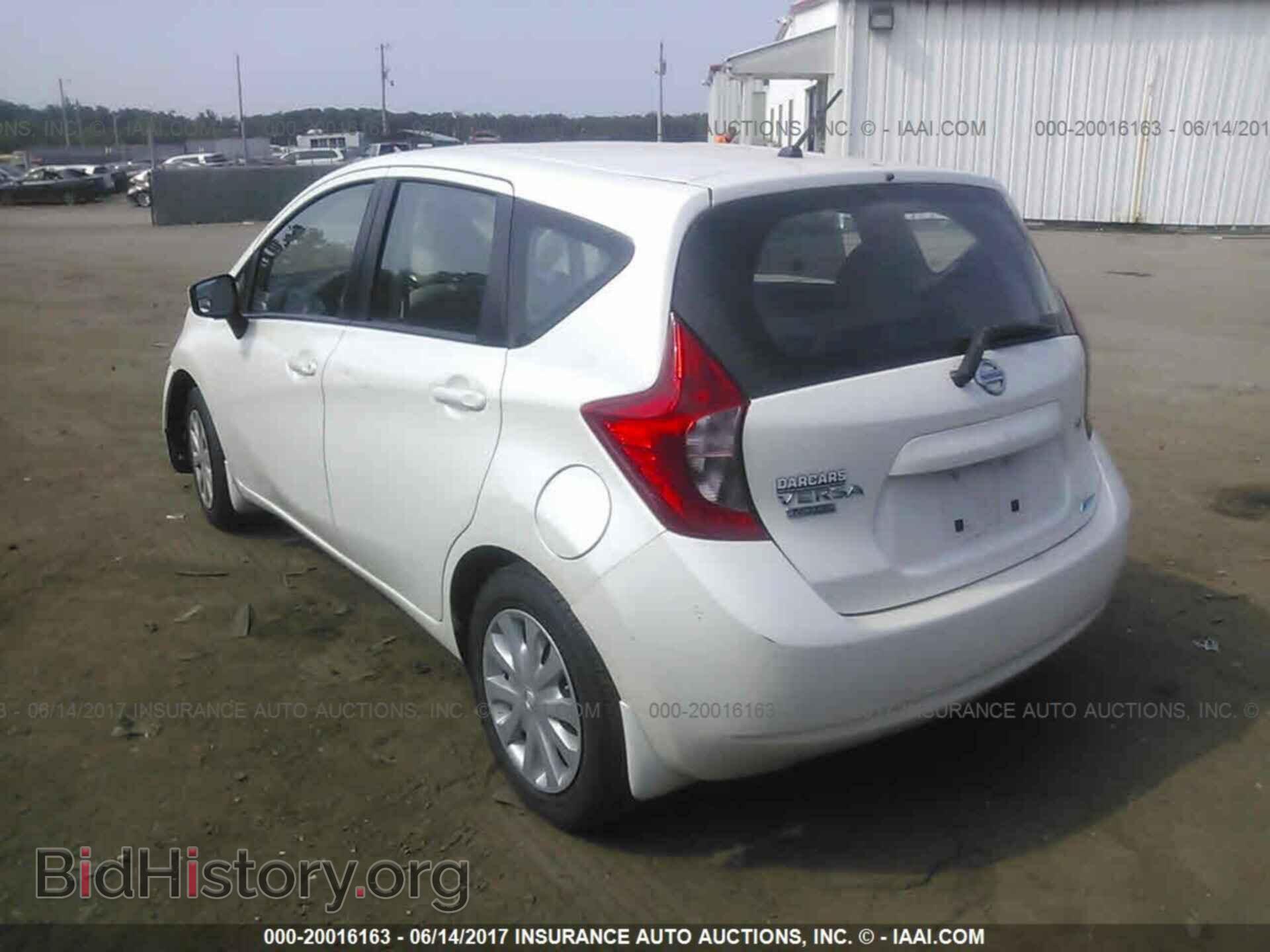 2015 Nissan Versa note - VIN: 3N1CE2CP4FL355948 - Фото 3