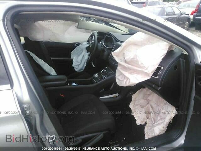 2015 Chrysler 200 - VIN: 1C3CCCAB5FN684792 - Photo 5