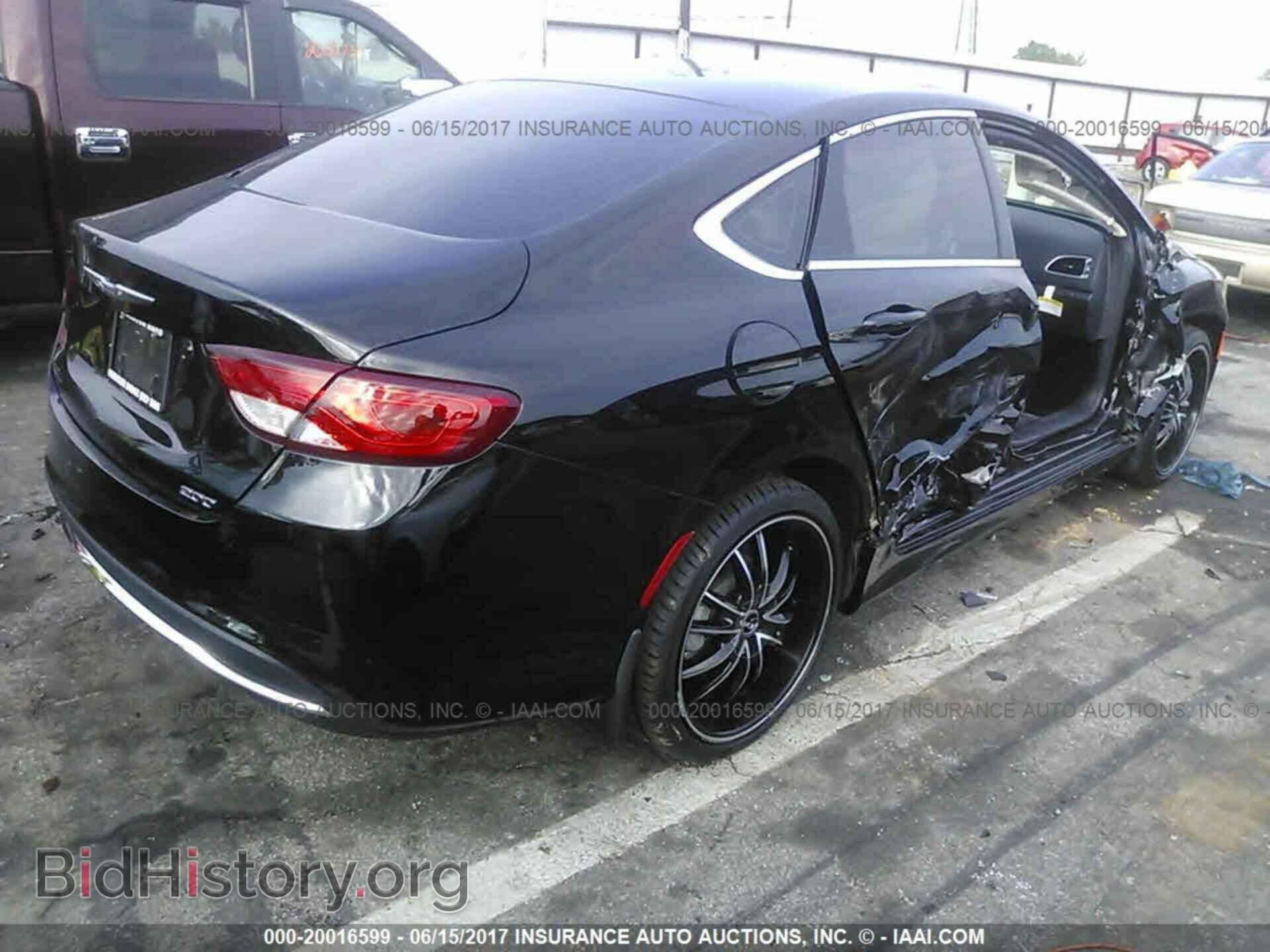 2015 Chrysler 200 - VIN: 1C3CCCAB4FN754458 - Photo 4