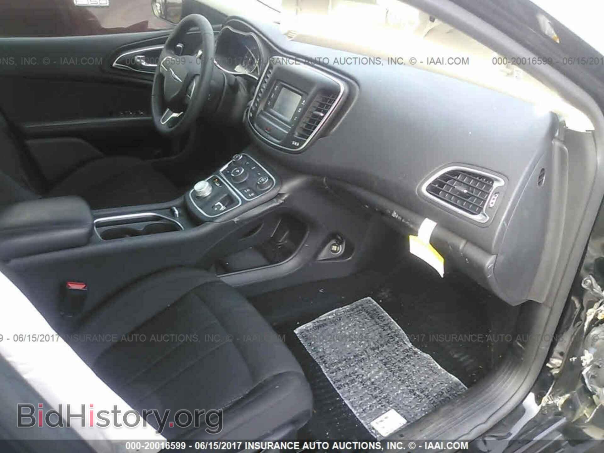 2015 Chrysler 200 - VIN: 1C3CCCAB4FN754458 - Photo 5