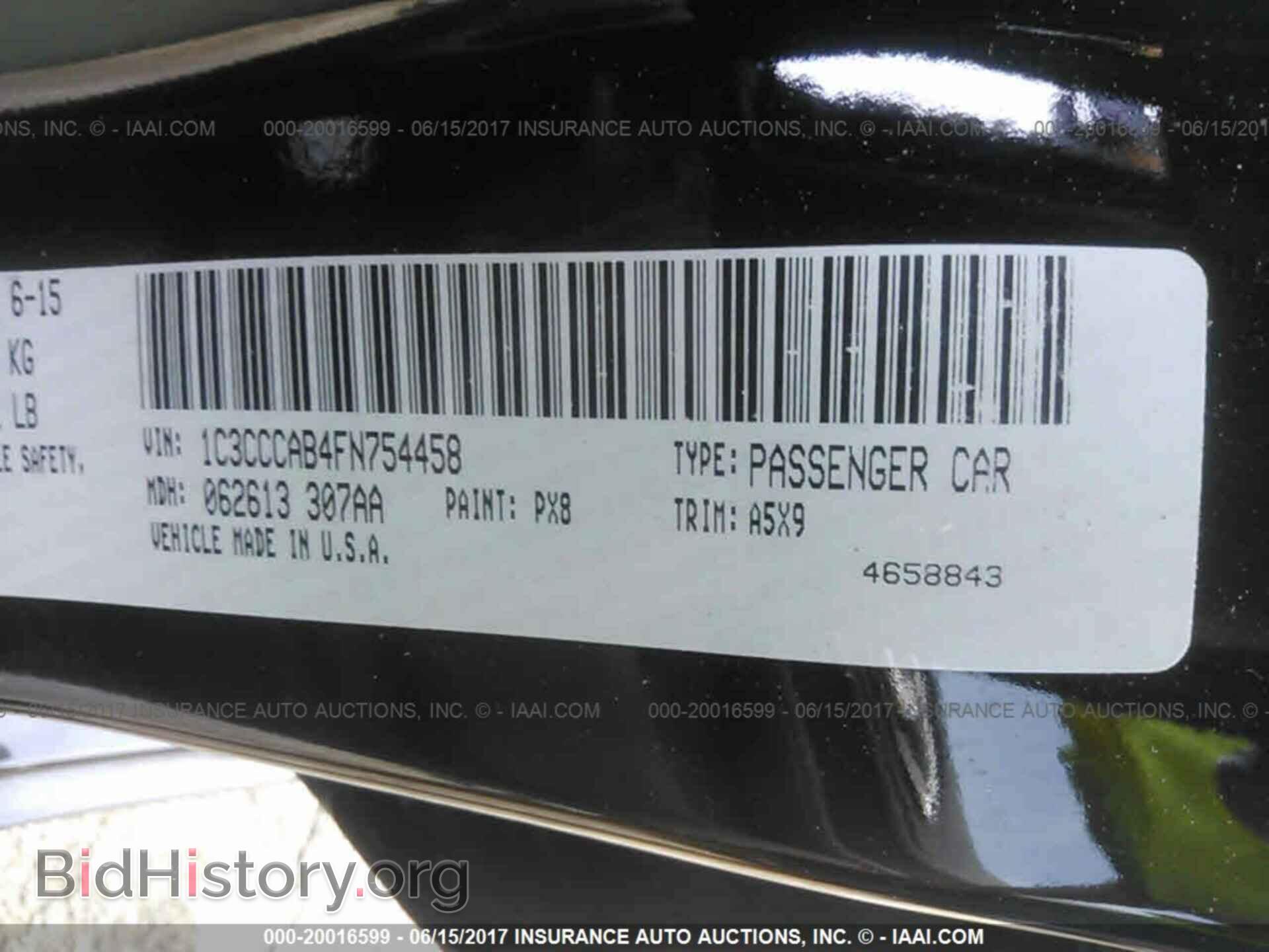 2015 Chrysler 200 - VIN: 1C3CCCAB4FN754458 - Photo 9