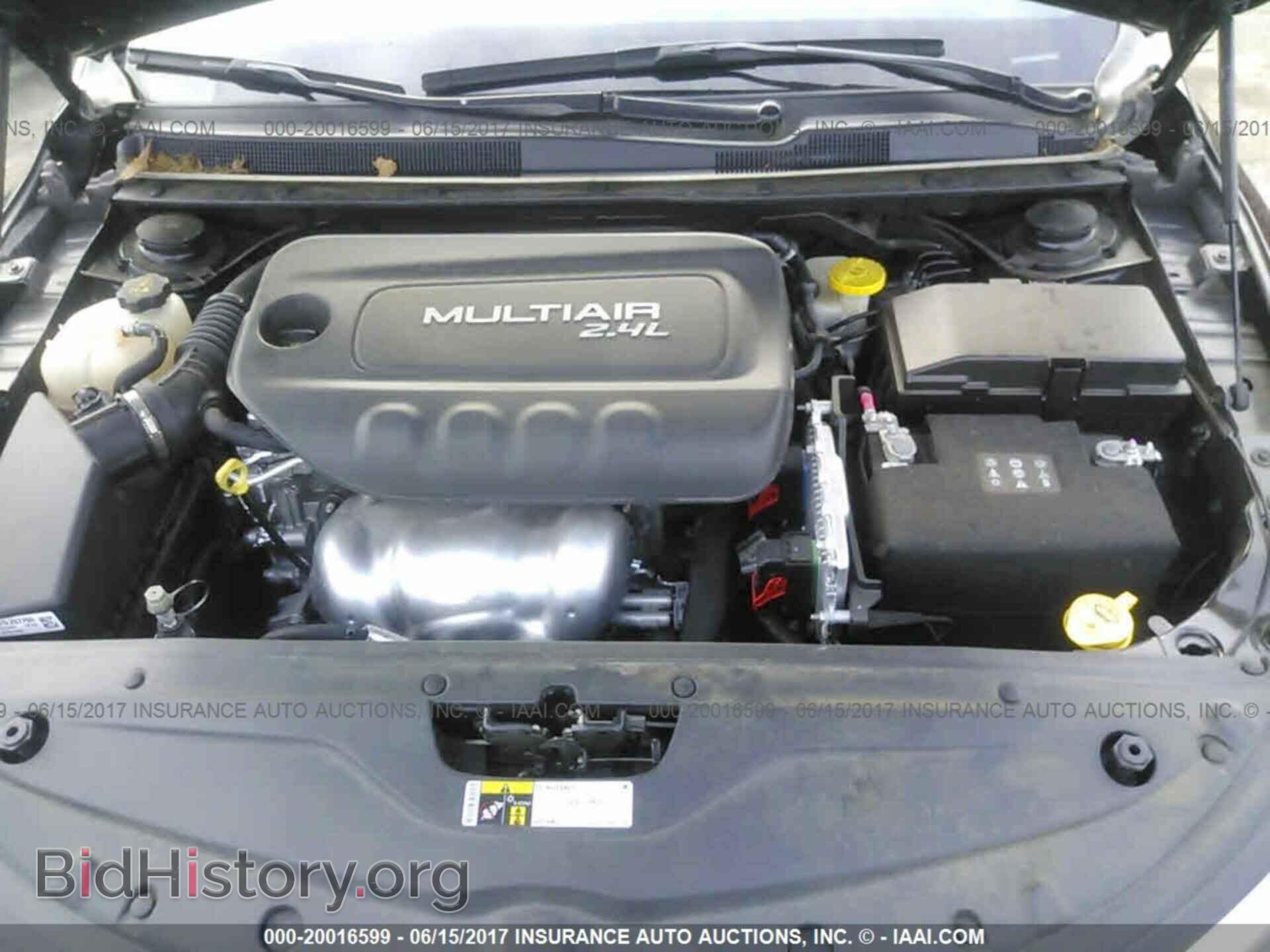 2015 Chrysler 200 - VIN: 1C3CCCAB4FN754458 - Photo 10