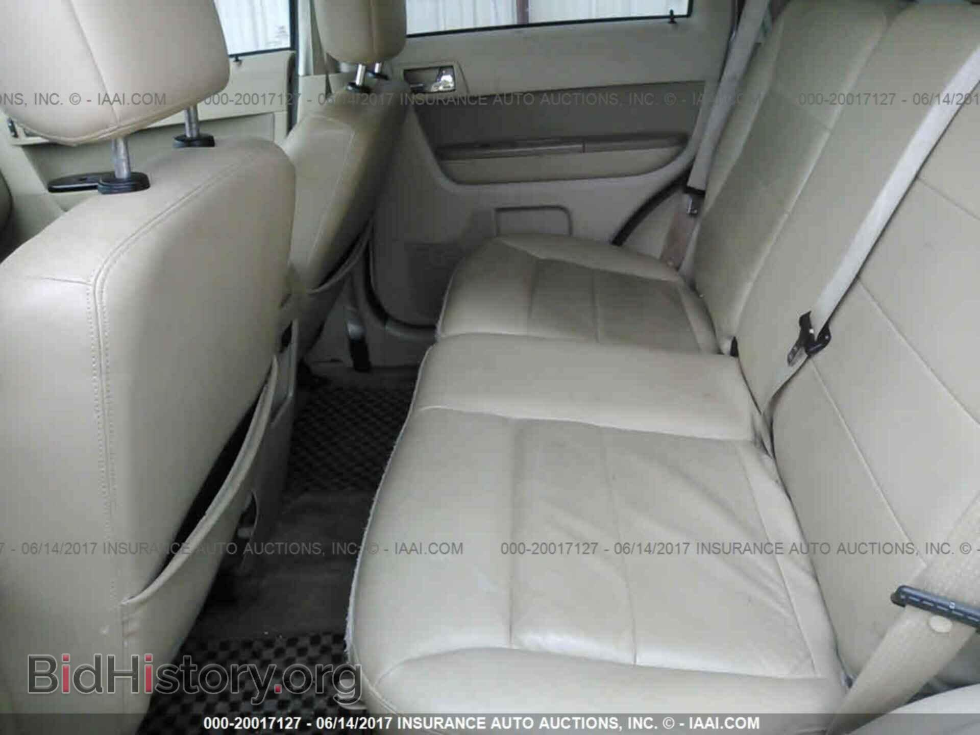 2012 Ford Escape - VIN: 1FMCU0EG7CKB30675 - Photo 8