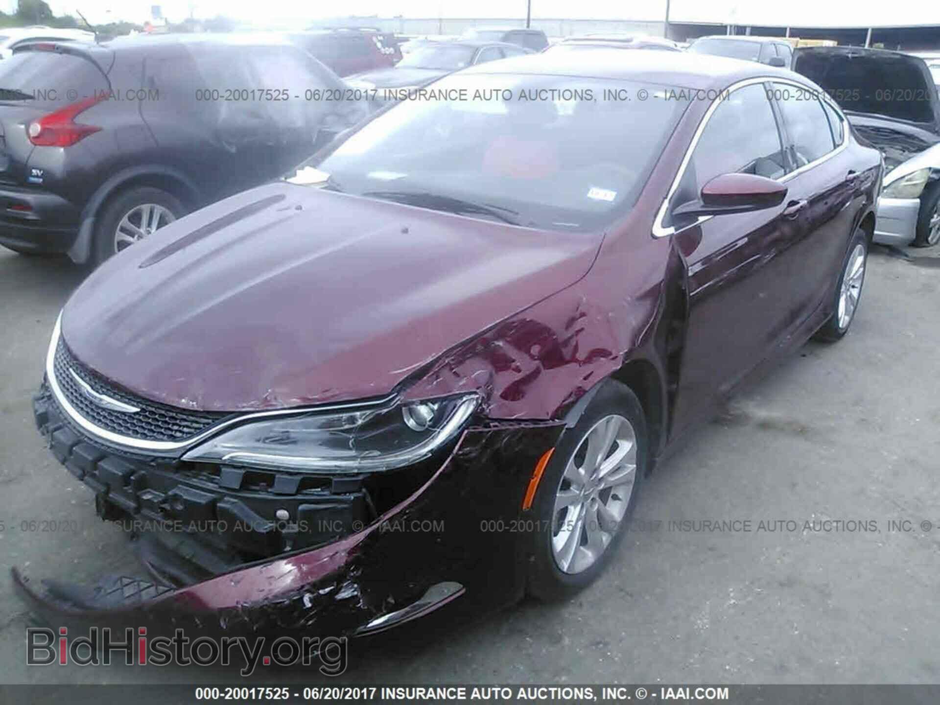 2016 Chrysler 200 - VIN: 1C3CCCAB0GN132733 - Фото 2