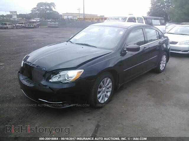 2013 Chrysler 200 - VIN: 1C3CCBBGXDN659999 - Фото 2