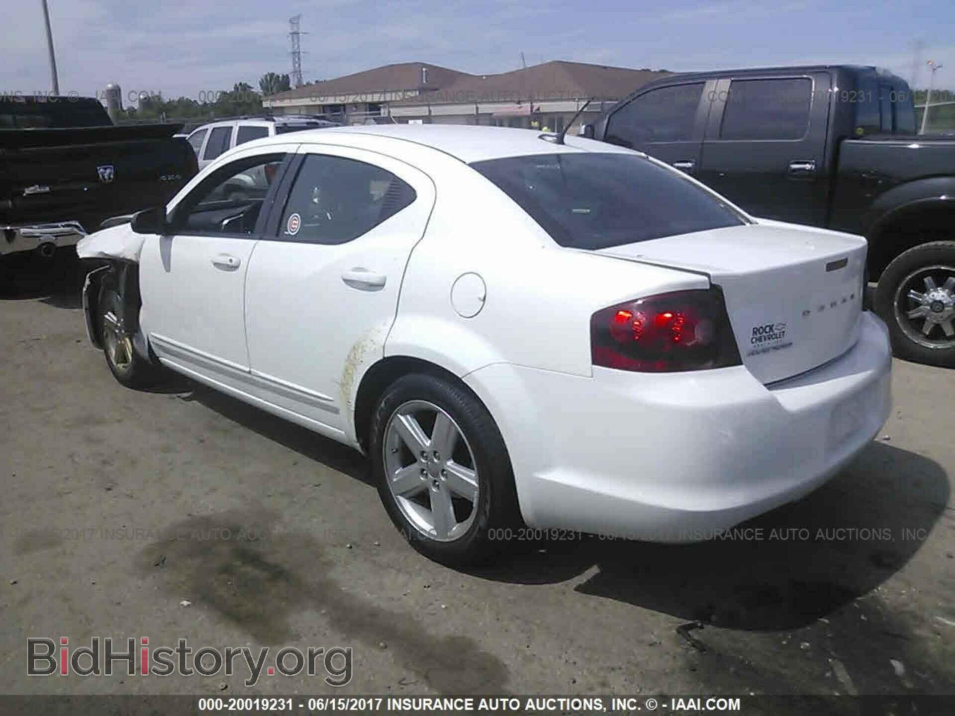 2013 Dodge Avenger - VIN: 1C3CDZAB0DN643001 - Фото 3