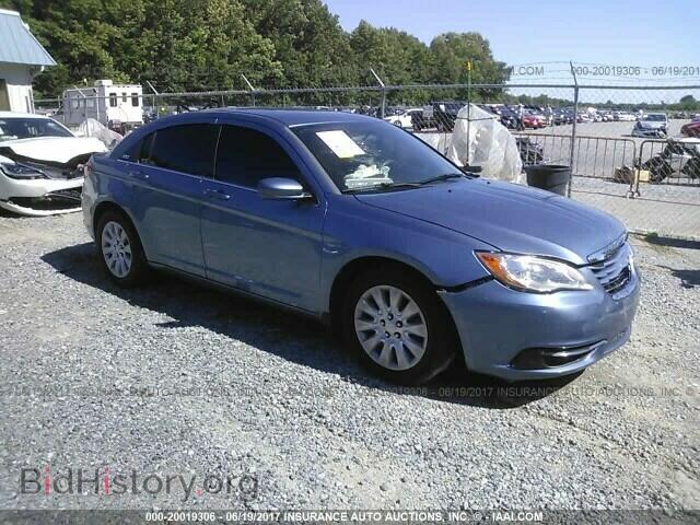 Photo 1C3BC4FB9BN589110 - Chrysler 200 2011