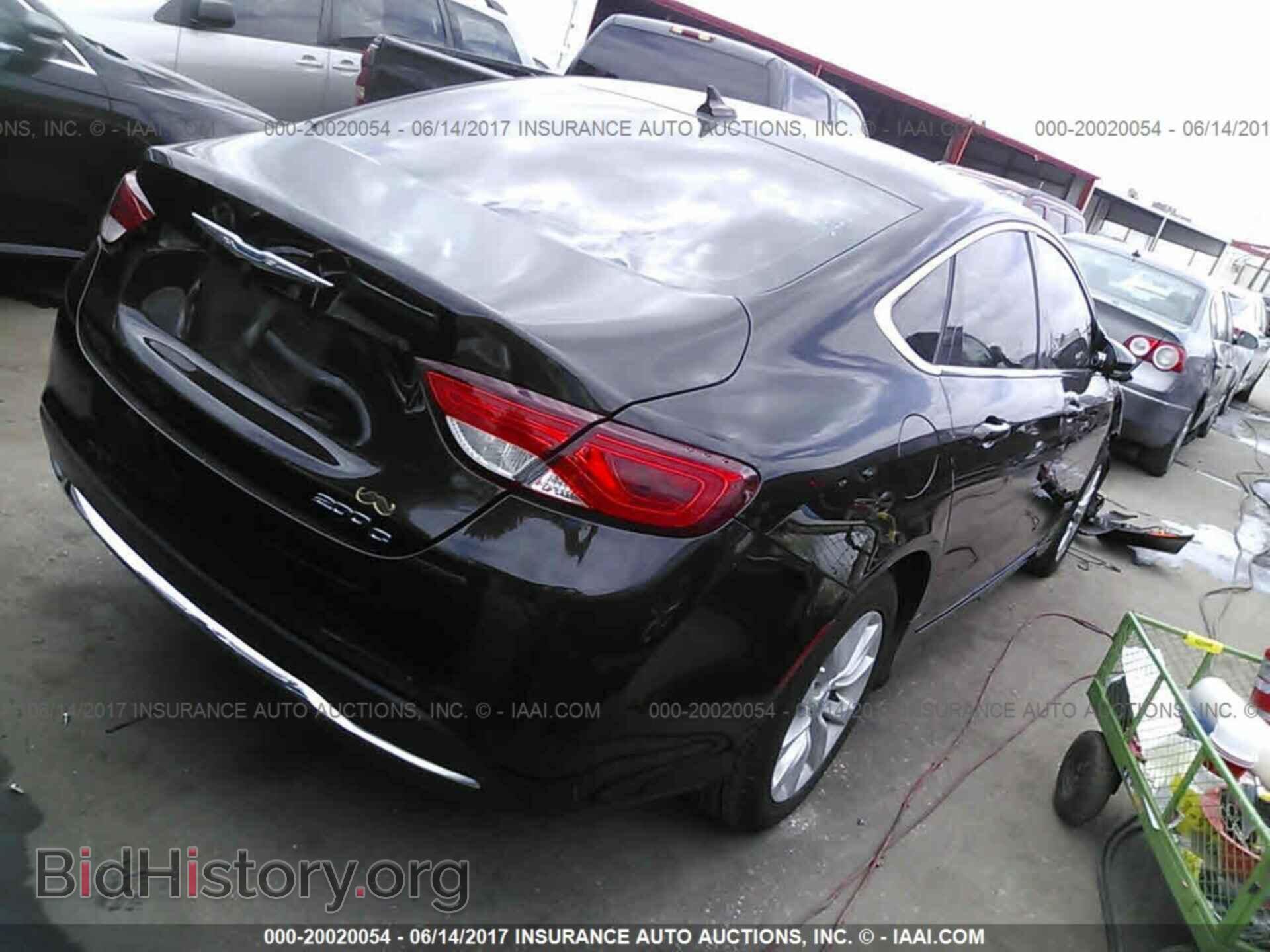 2015 Chrysler 200 - VIN: 1C3CCCCB9FN581873 - Photo 4
