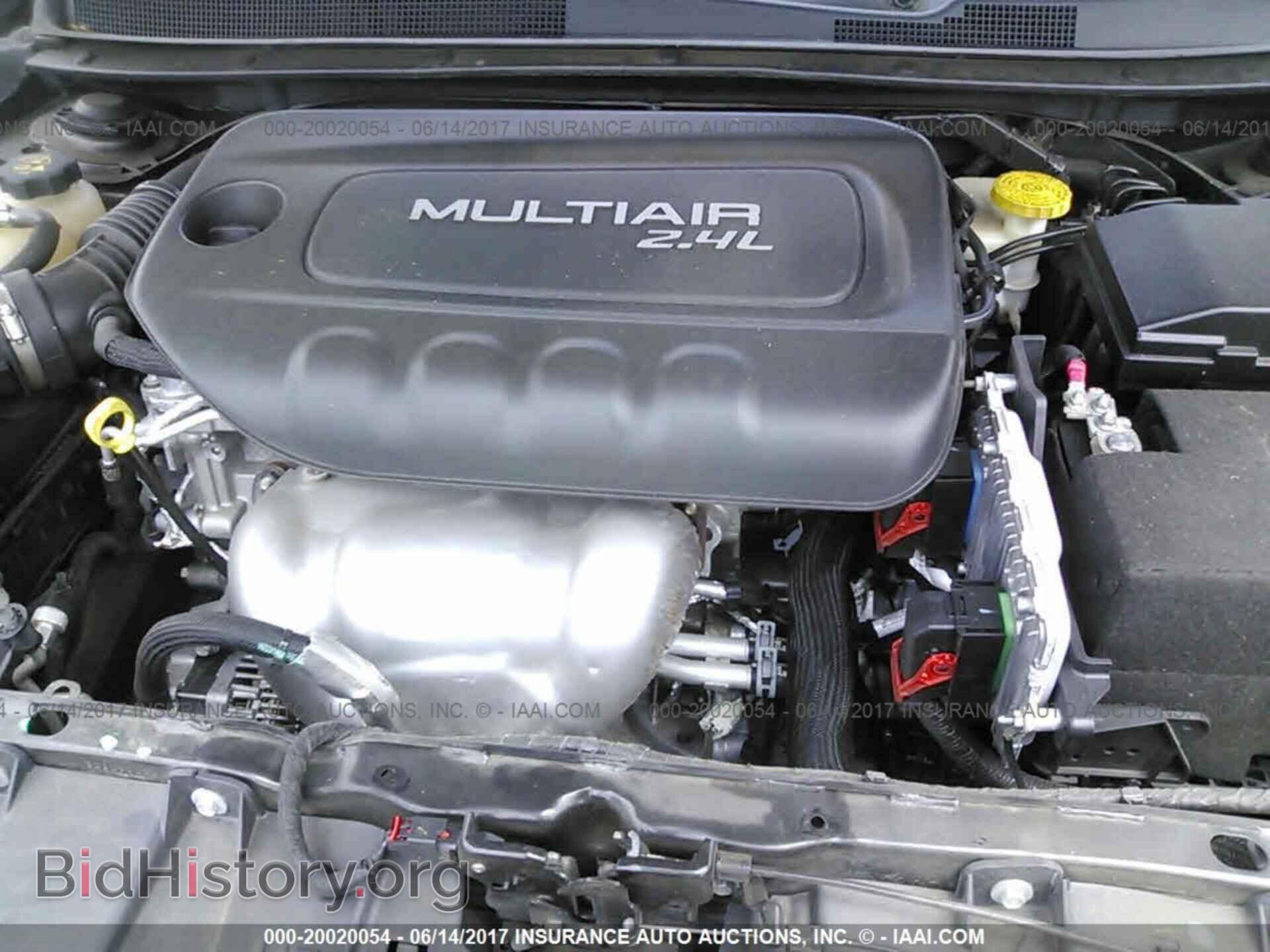2015 Chrysler 200 - VIN: 1C3CCCCB9FN581873 - Photo 10