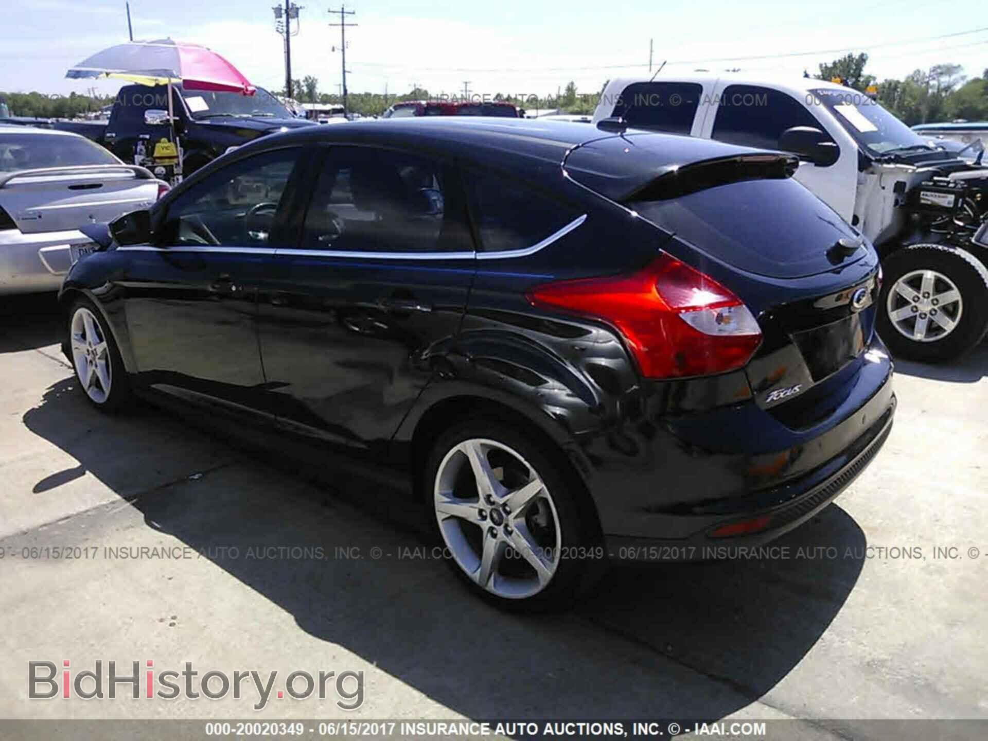 2012 Ford Focus - VIN: 1FAHP3N22CL100135 - Photo 3