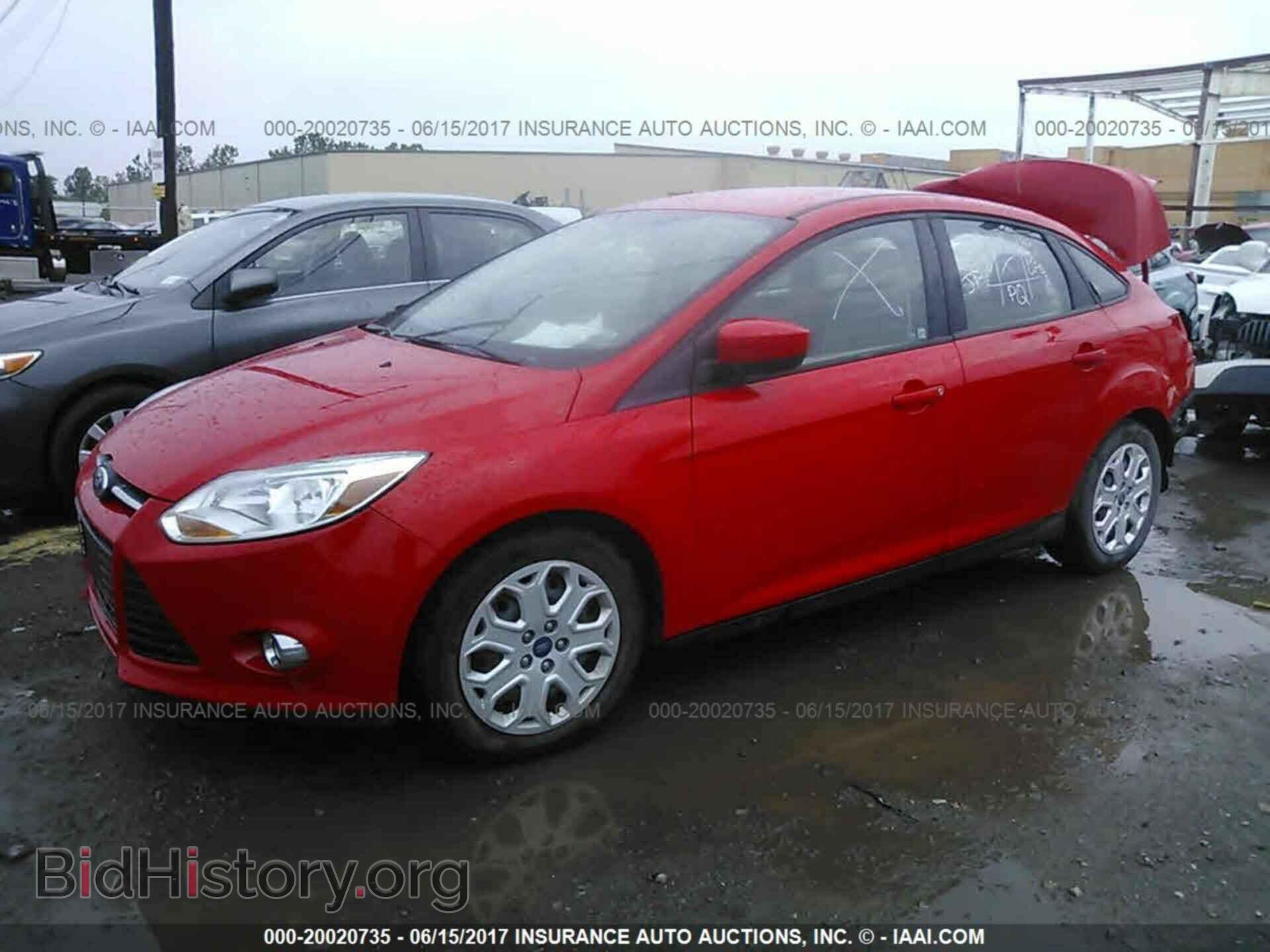 2012 Ford Focus - VIN: 1FAHP3F21CL188478 - Фото 2
