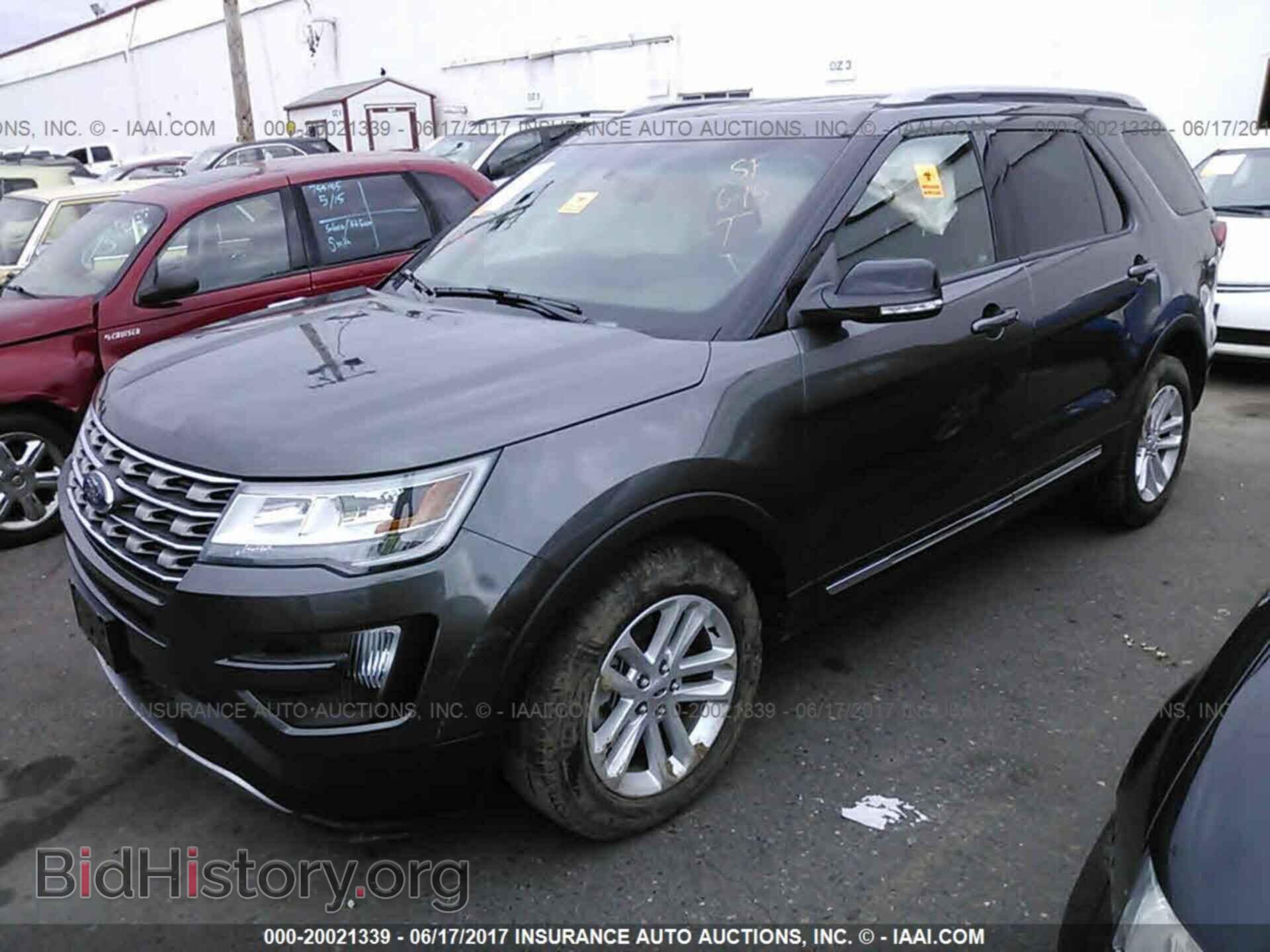 2016 Ford Explorer - VIN: 1FM5K7D84GGA76617 - Фото 2