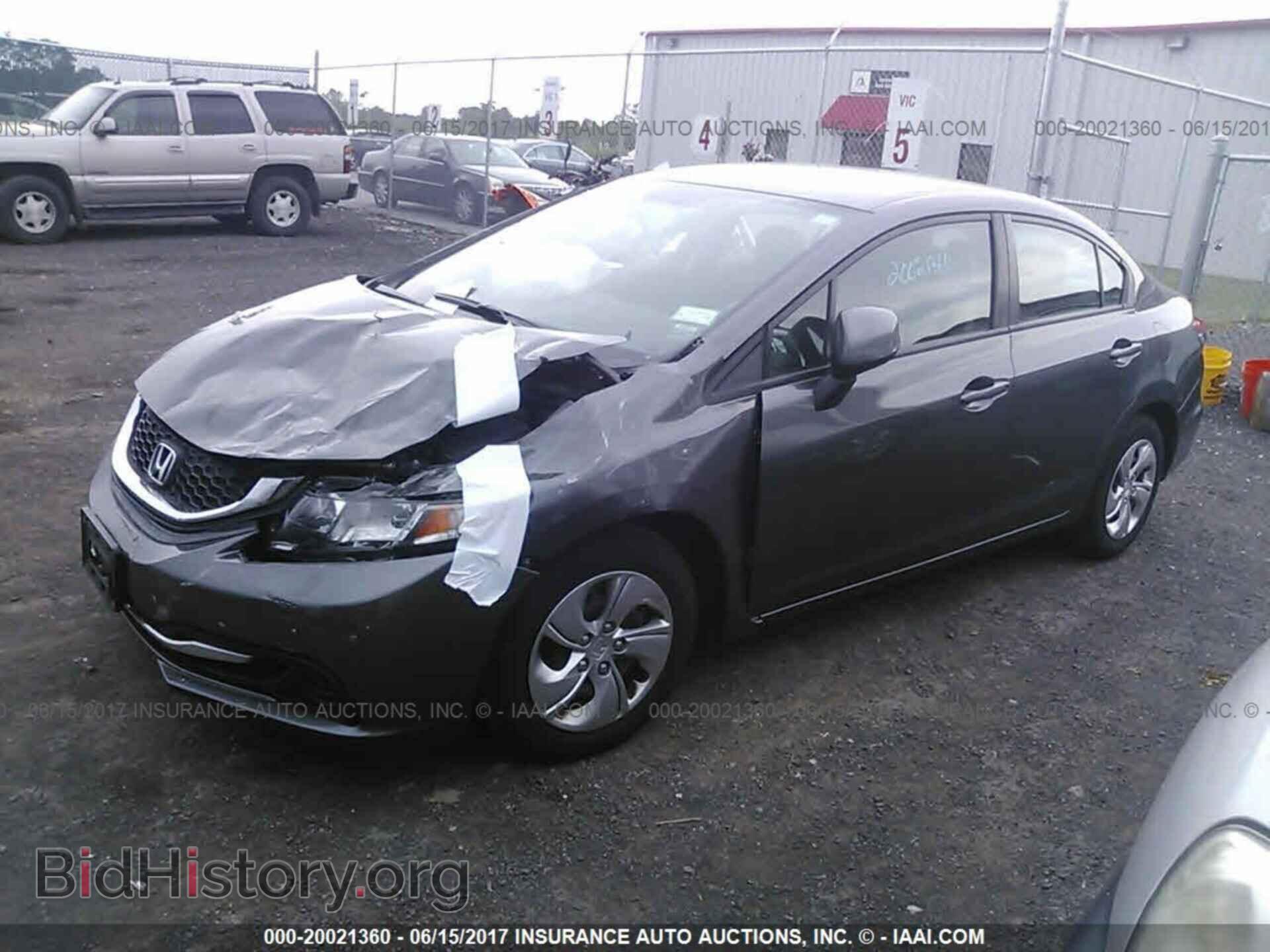 2013 Honda Civic - VIN: 2HGFB2F58DH593855 - Photo 2