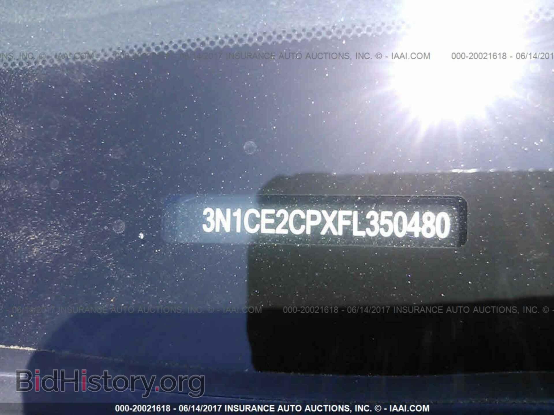 2015 Nissan Versa note - VIN: 3N1CE2CPXFL350480 - Photo 9