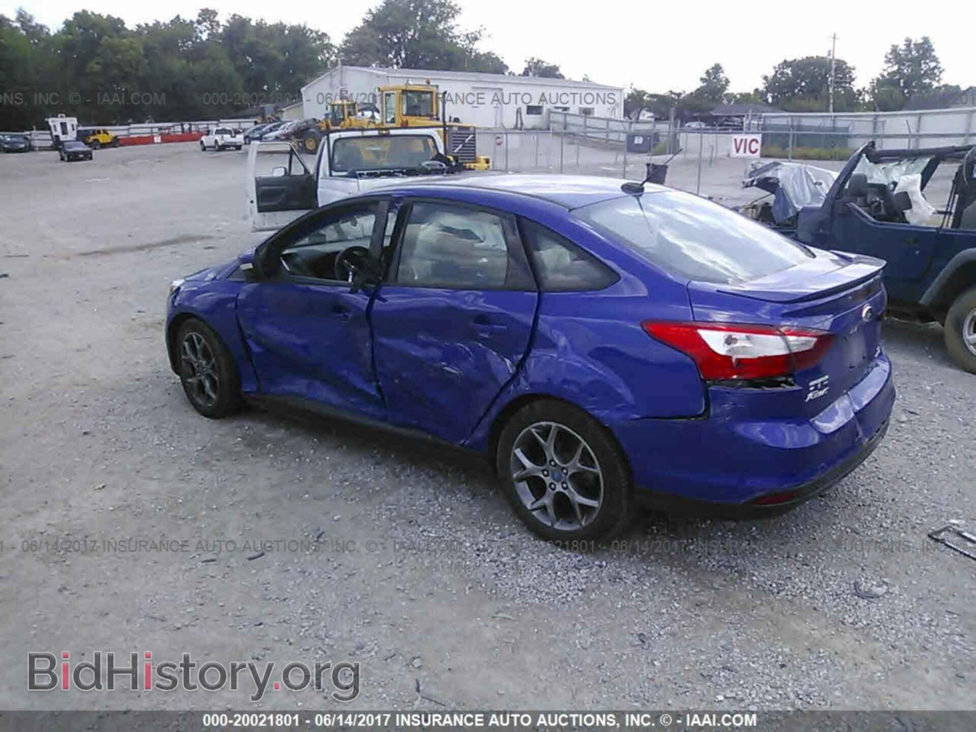 2013 Ford Focus - VIN: 1FADP3F2XDL211854 - Фото 3