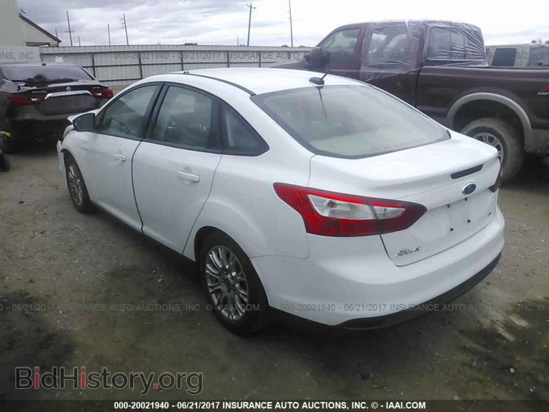 2012 Ford Focus - VIN: 1FAHP3F20CL179383 - Photo 3