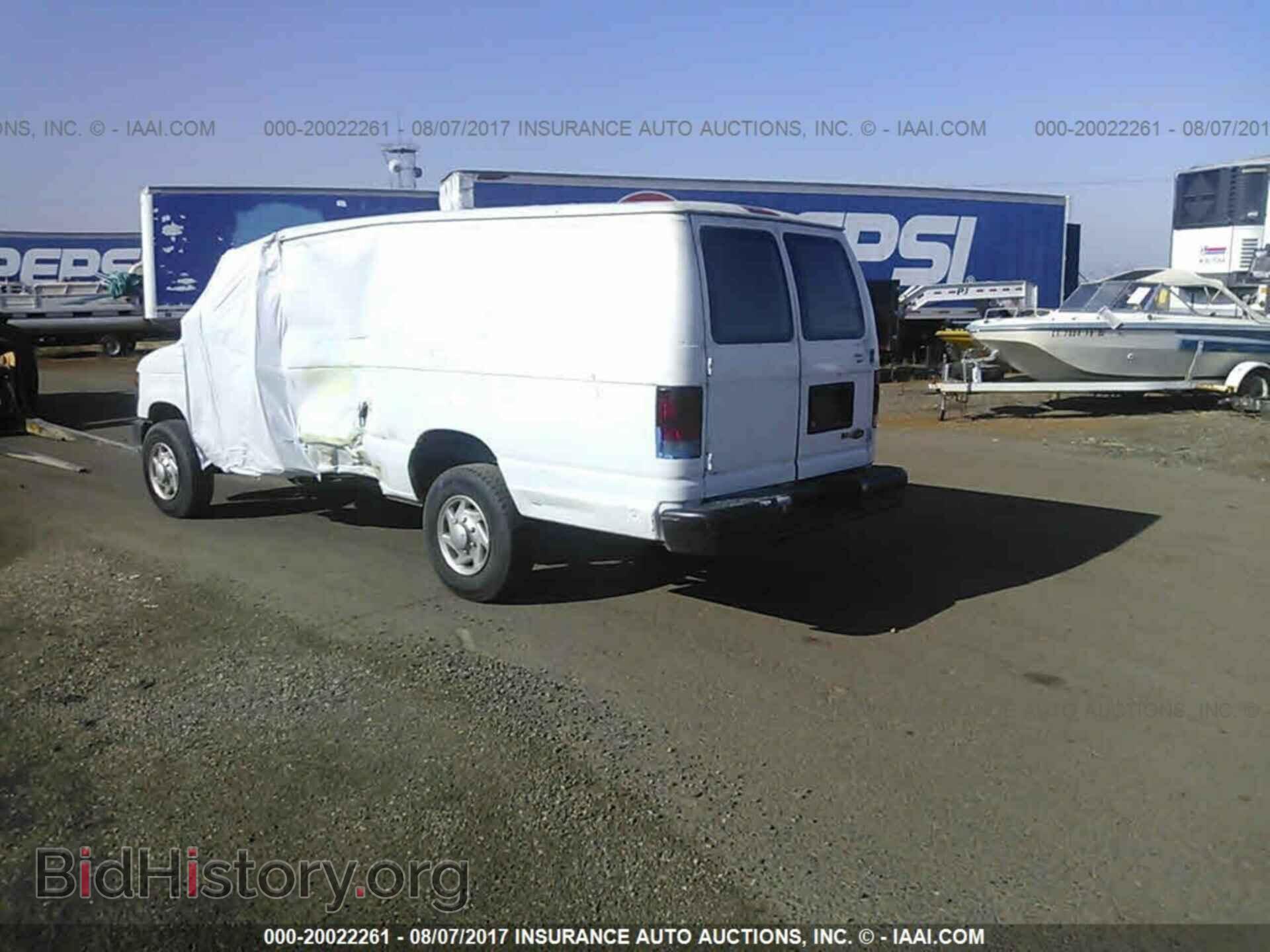2013 Ford Econoline - VIN: 1FTSS3EL8DDA68682 - Photo 3