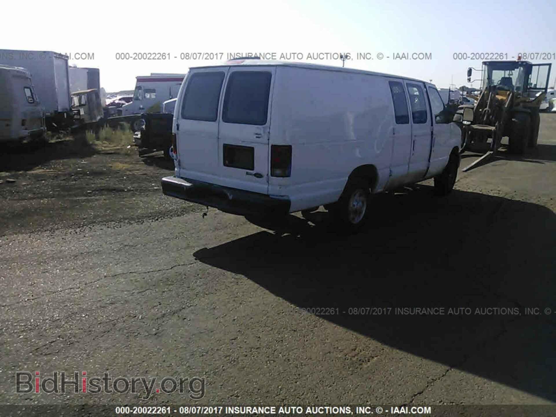 2013 Ford Econoline - VIN: 1FTSS3EL8DDA68682 - Photo 4
