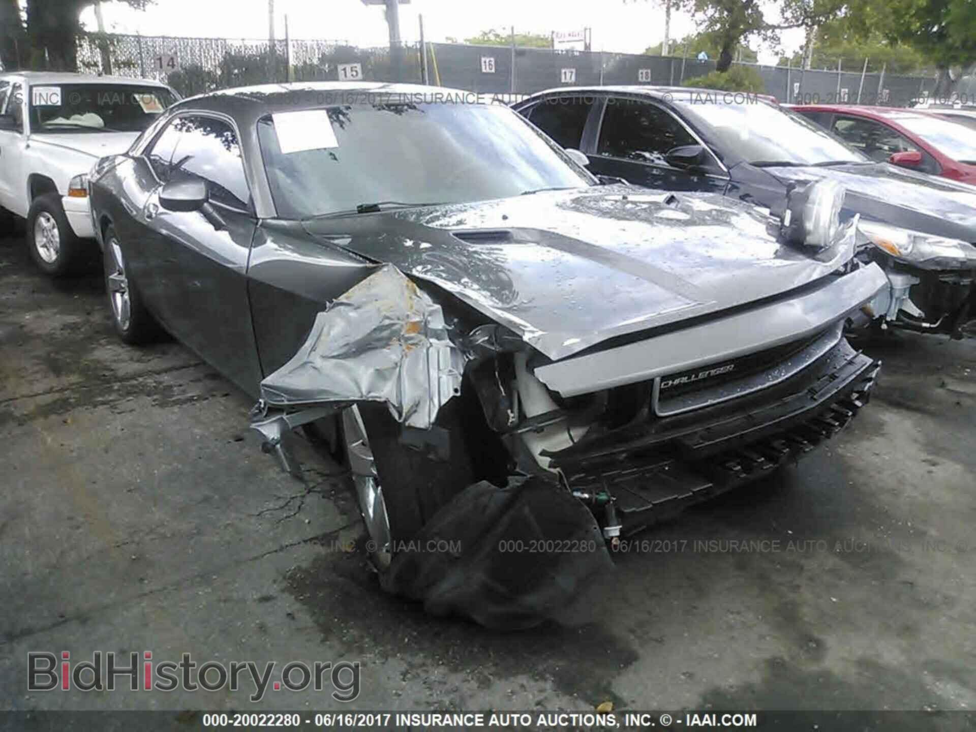 Фотография 2B3CJ4DG3BH602948 - Dodge Challenger 2011