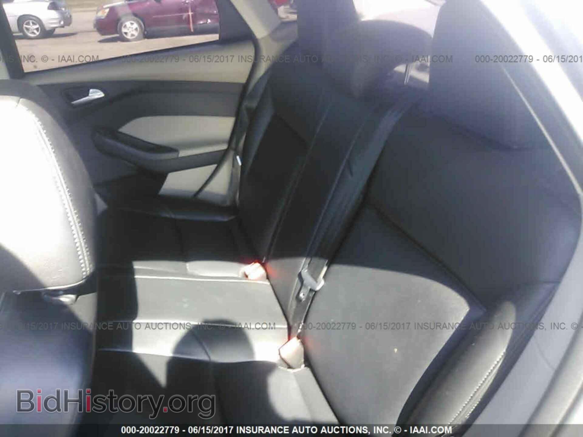 2013 Ford Focus - VIN: 1FADP3F24DL133135 - Photo 8