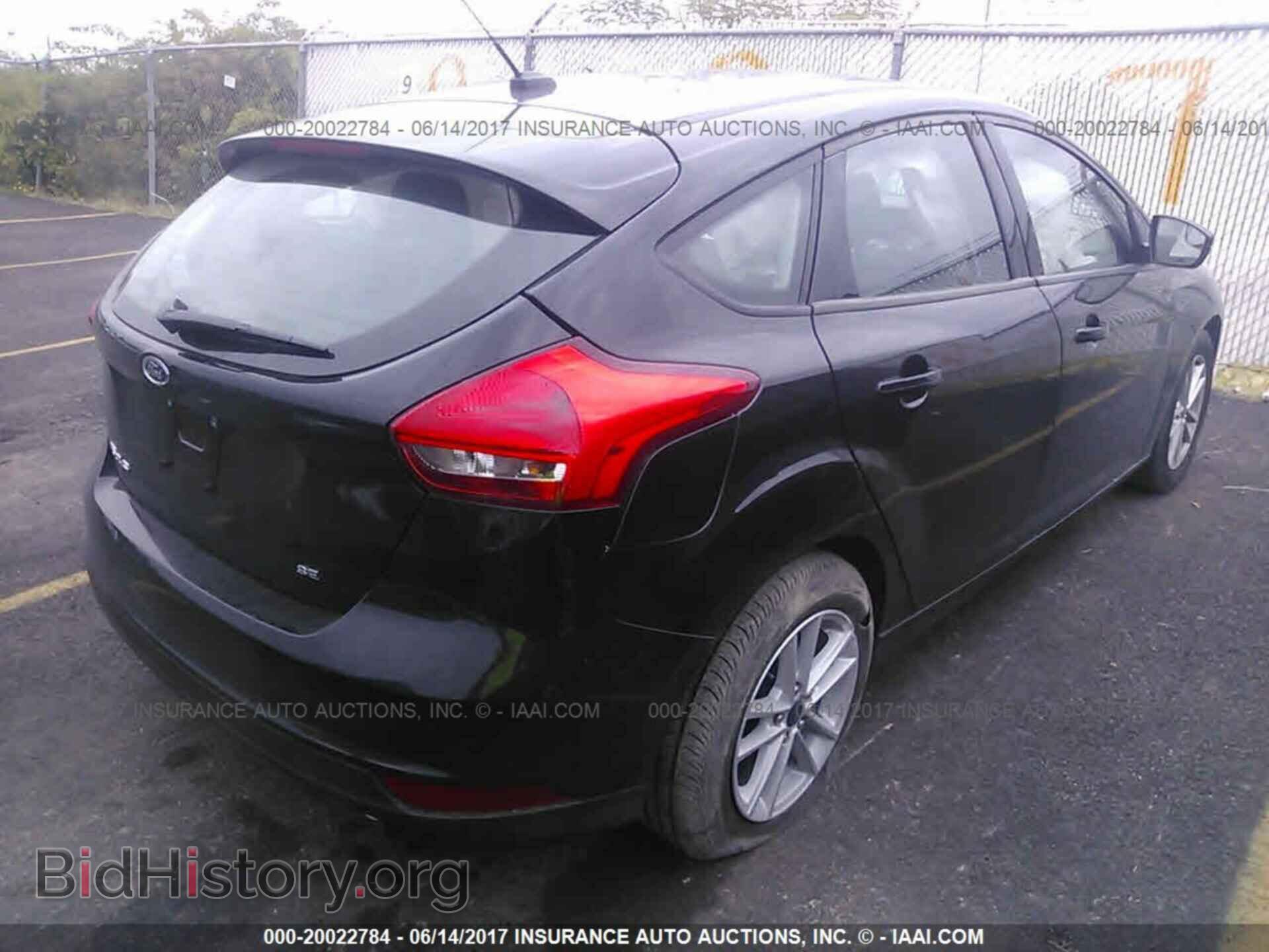 2017 Ford Focus - VIN: 1FADP3K27HL246184 - Photo 4