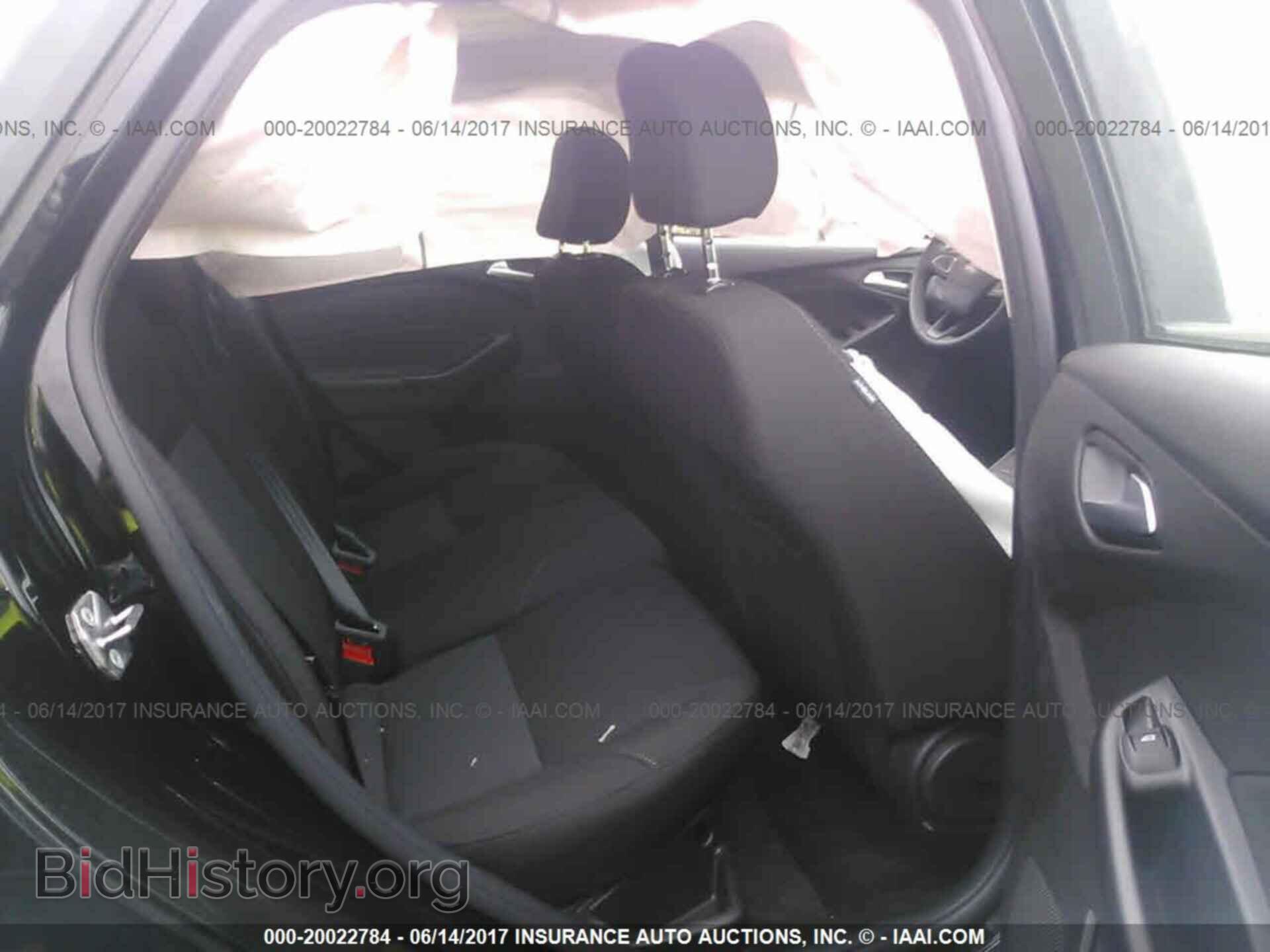 2017 Ford Focus - VIN: 1FADP3K27HL246184 - Photo 8