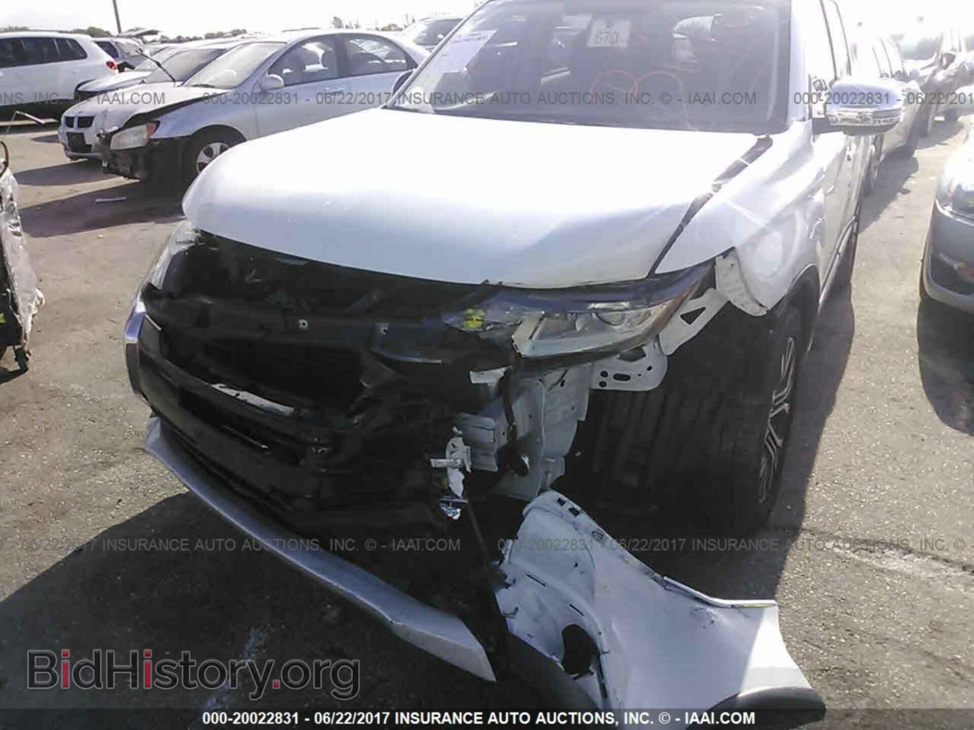 2016 Mitsubishi Outlander - VIN: JA4AD3A31GZ014833 - Фото 6